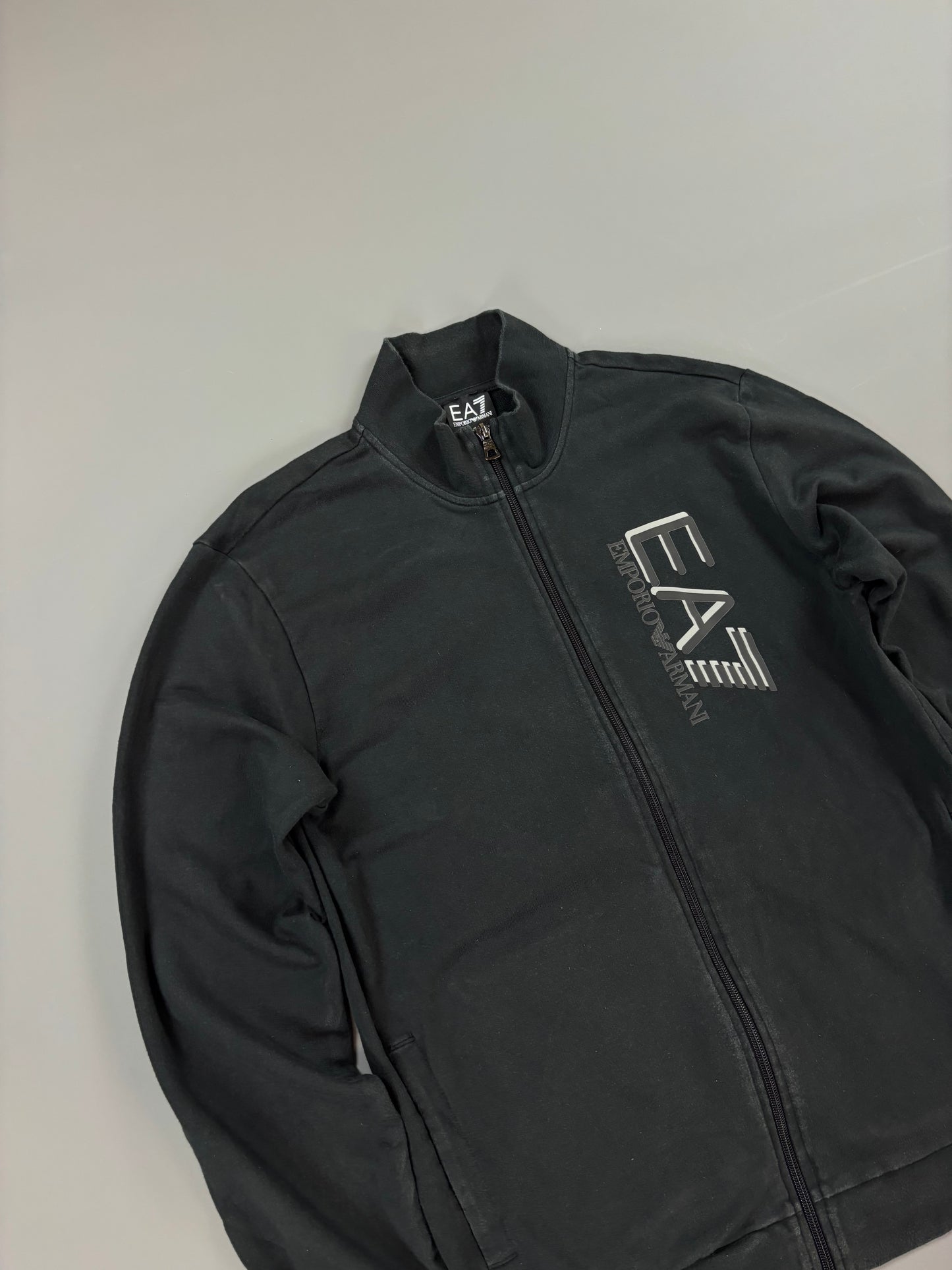 Armani Zip M
