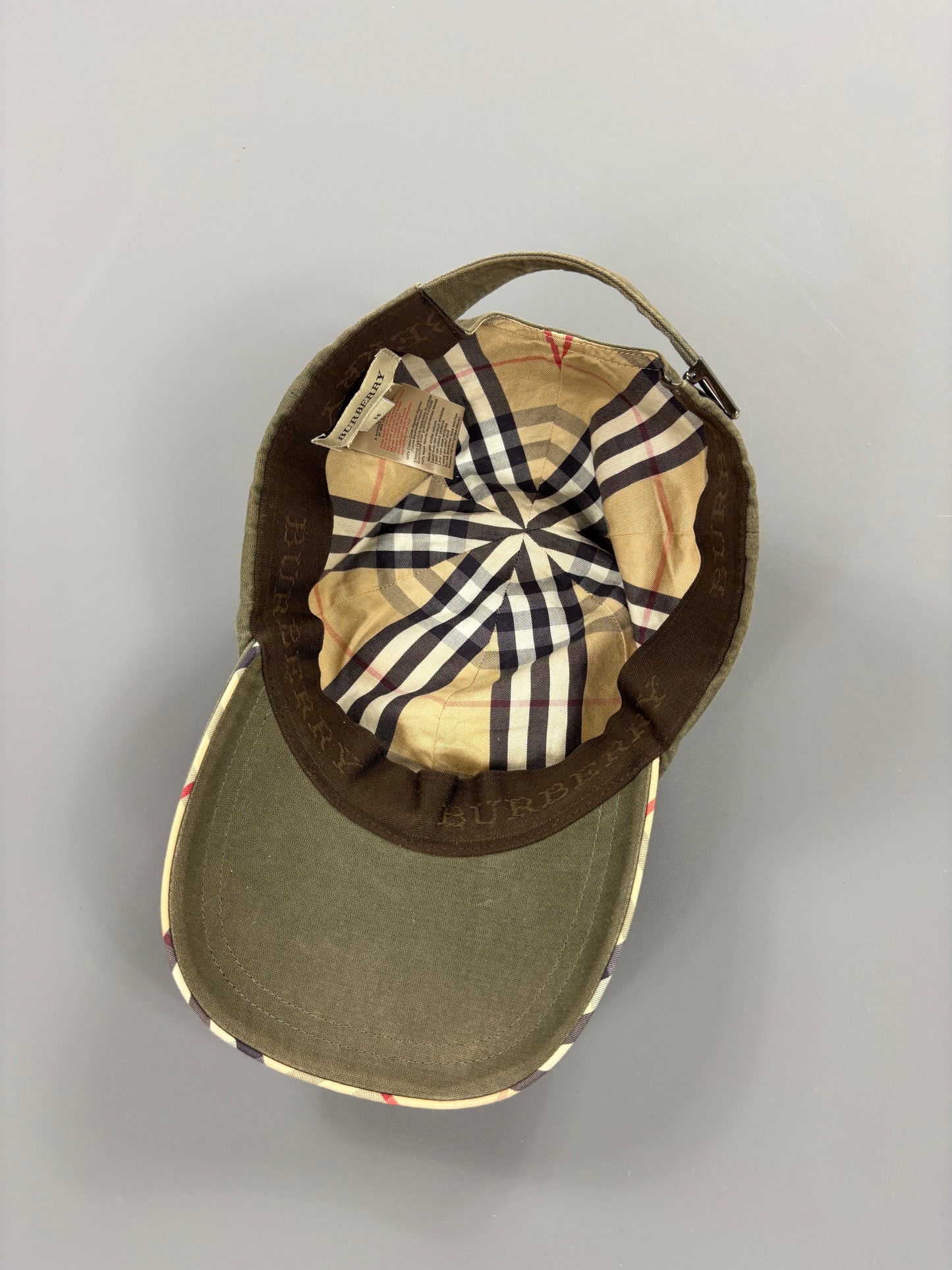 Burberry Vintage Cap 61season
