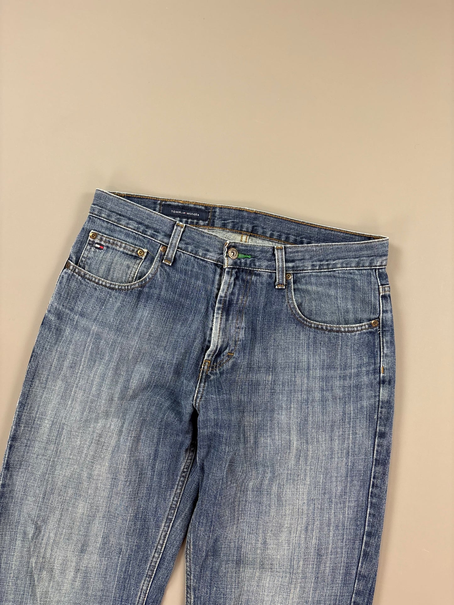 Tommy Jeans L