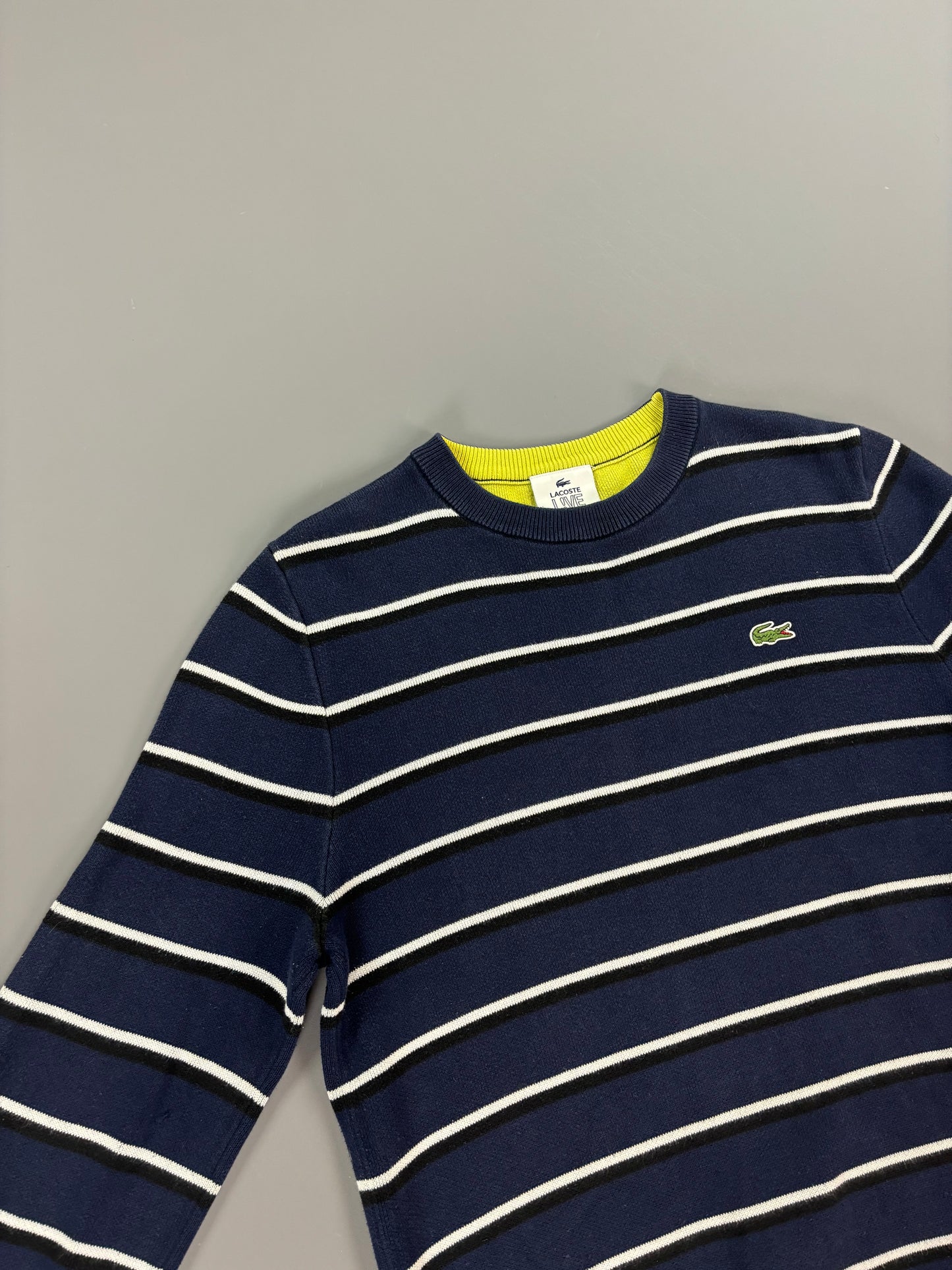 Lacoste Sweater S-M