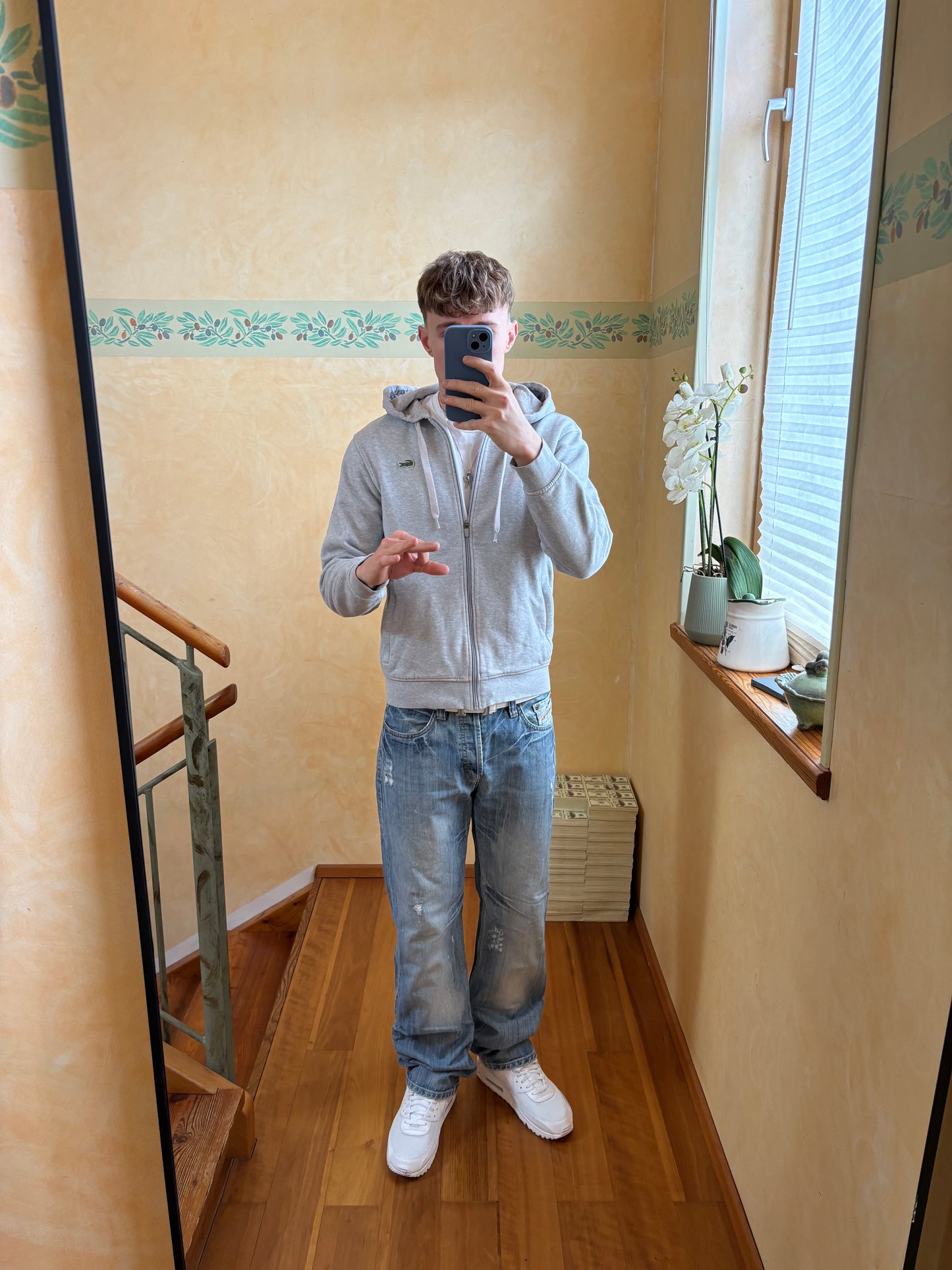Lacoste Zip M sim