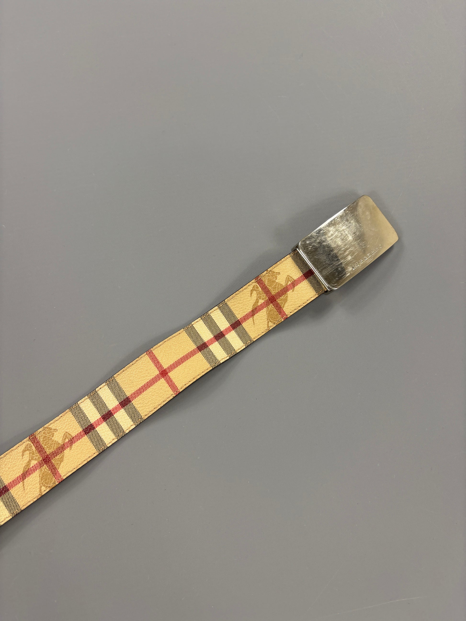 Burberry Vintage Gürtel 61season