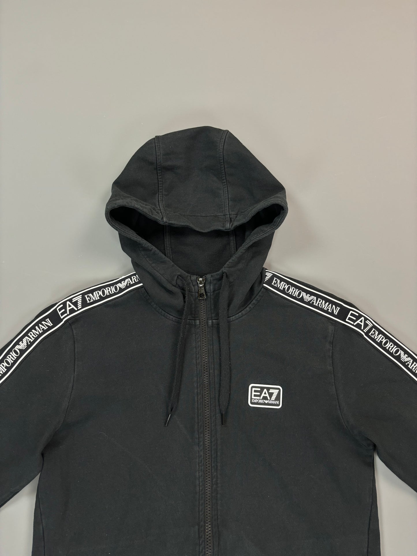 Armani Zip M