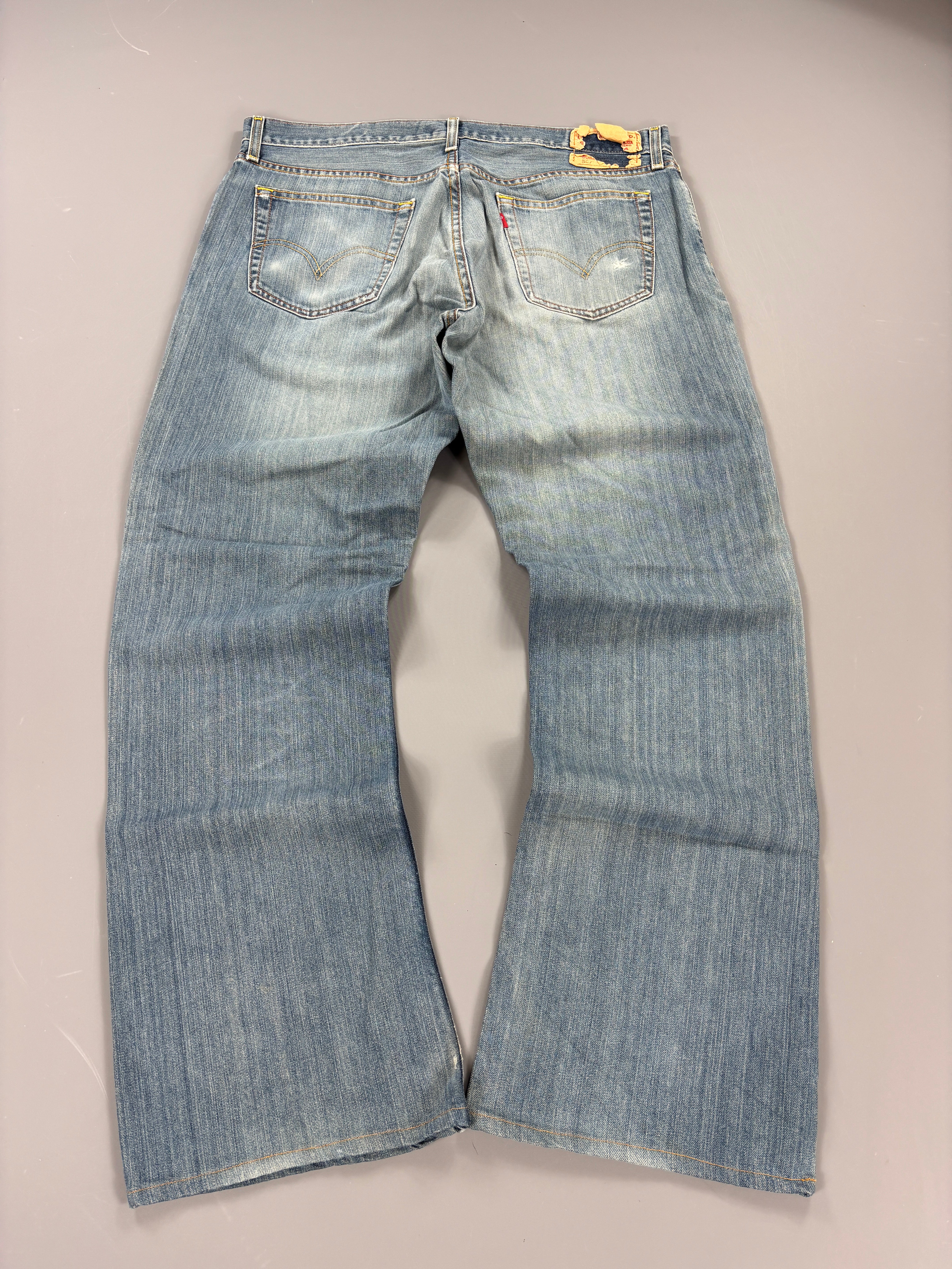 Levis Bootcut Jeans vintage (M) 61season