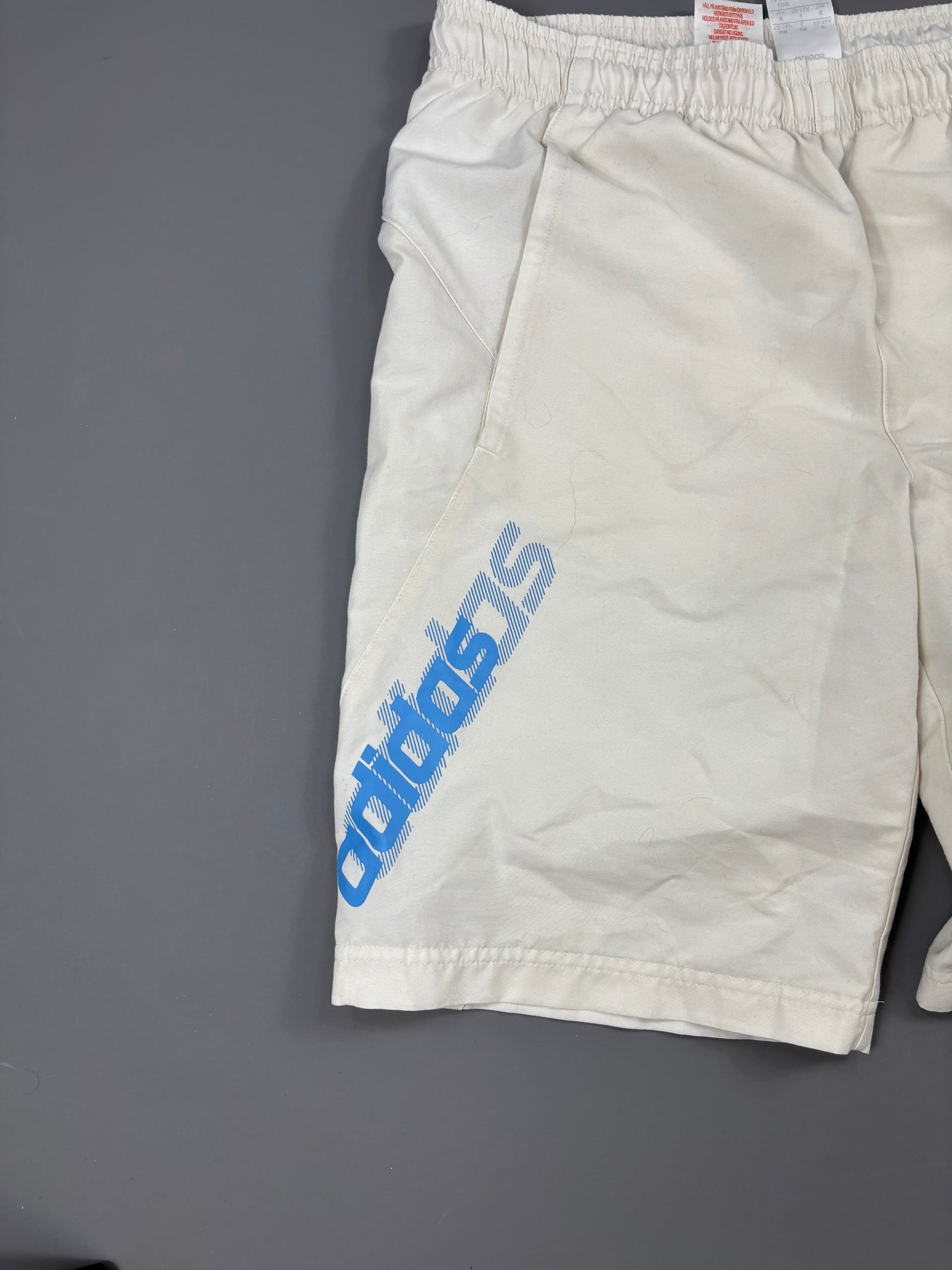 Adidas Shorts vintage (S-M) 61season