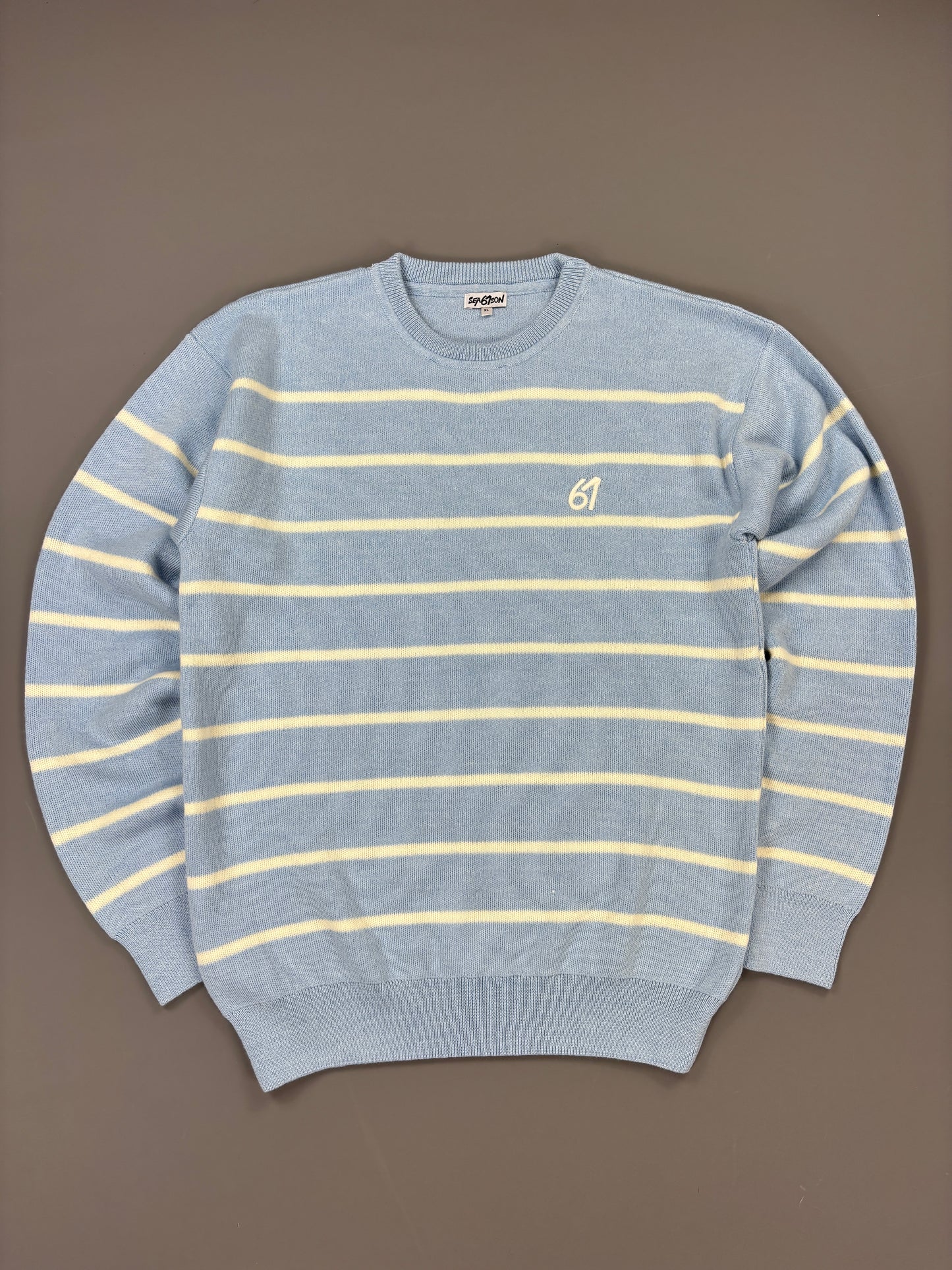 61 Sweater (XL) 61season