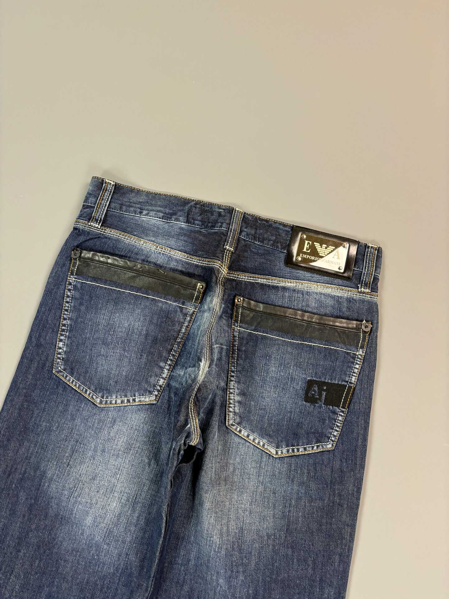 Armani Jeans L