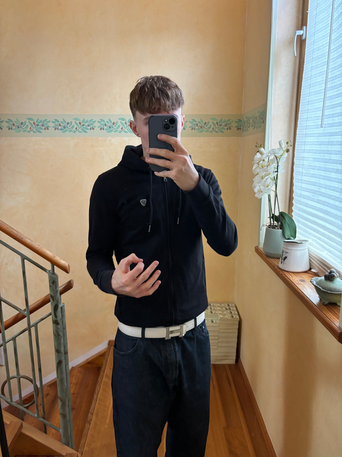 Armani Zip M