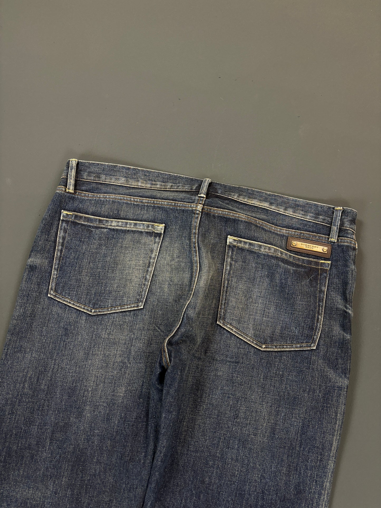 Burberry Jeans M