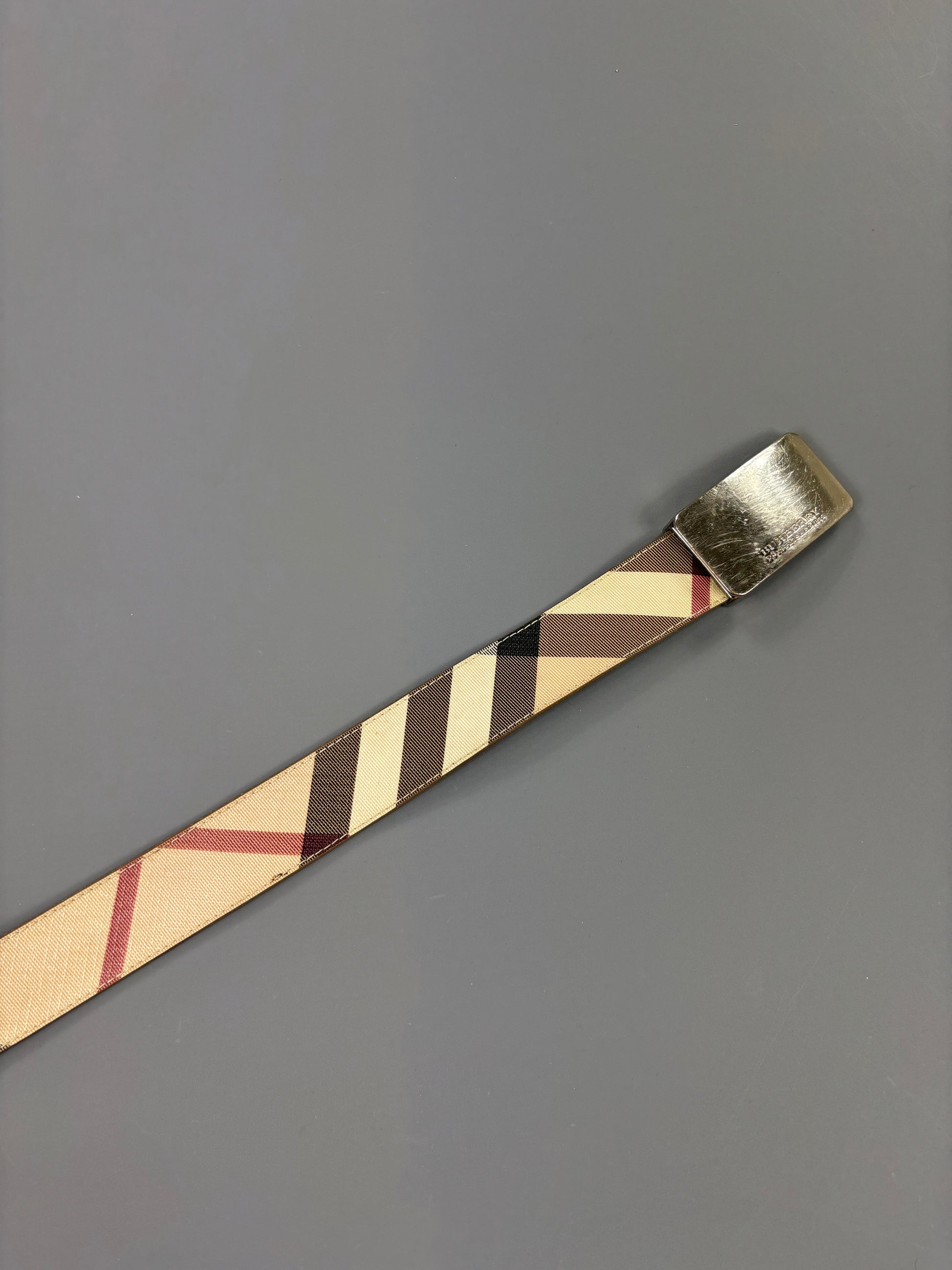 Burberry Vintage Gürtel 61season