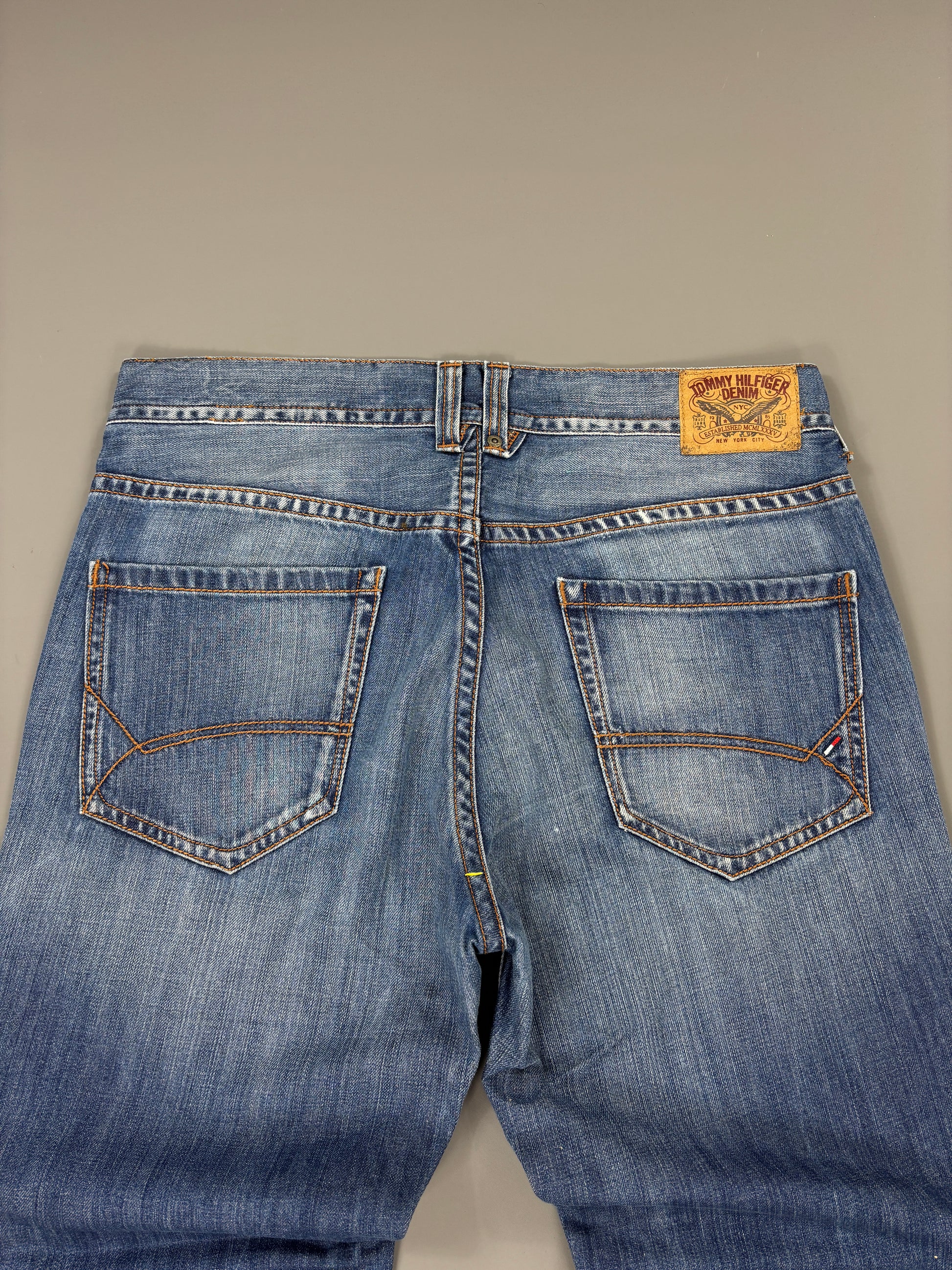 Tommy Jeans vintage washed (M) 61season