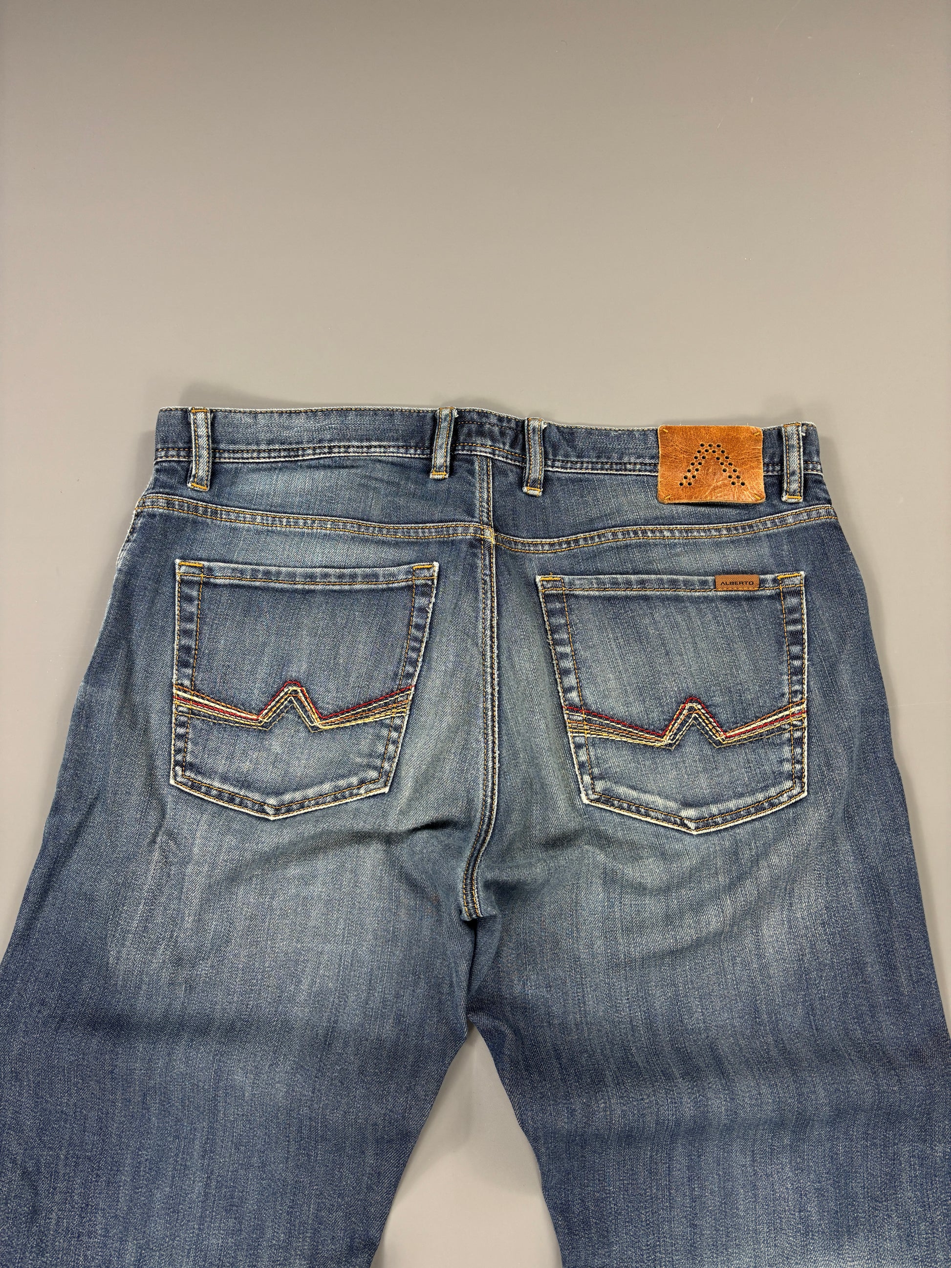 Jeans 61season