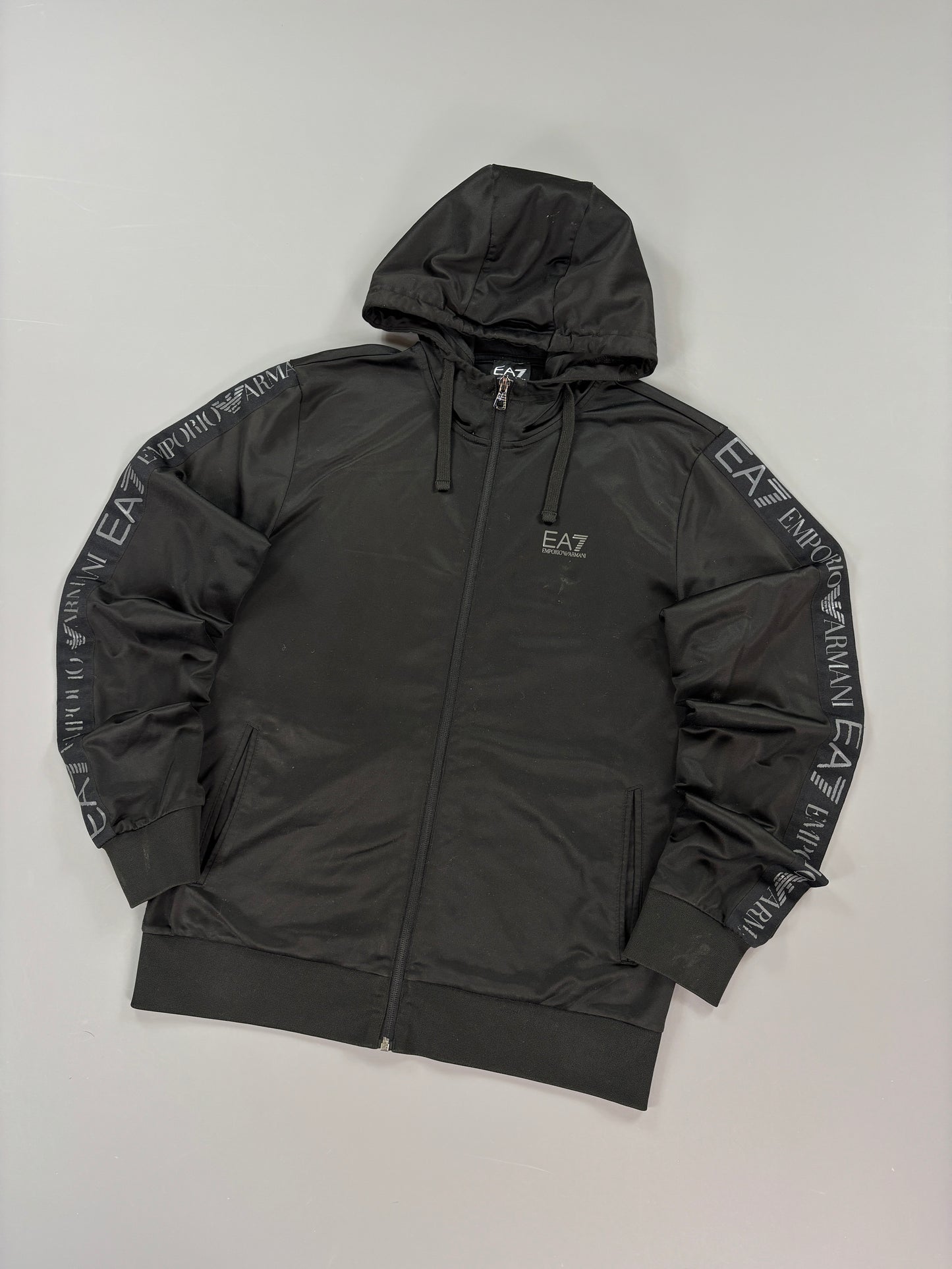 Armani Zip M