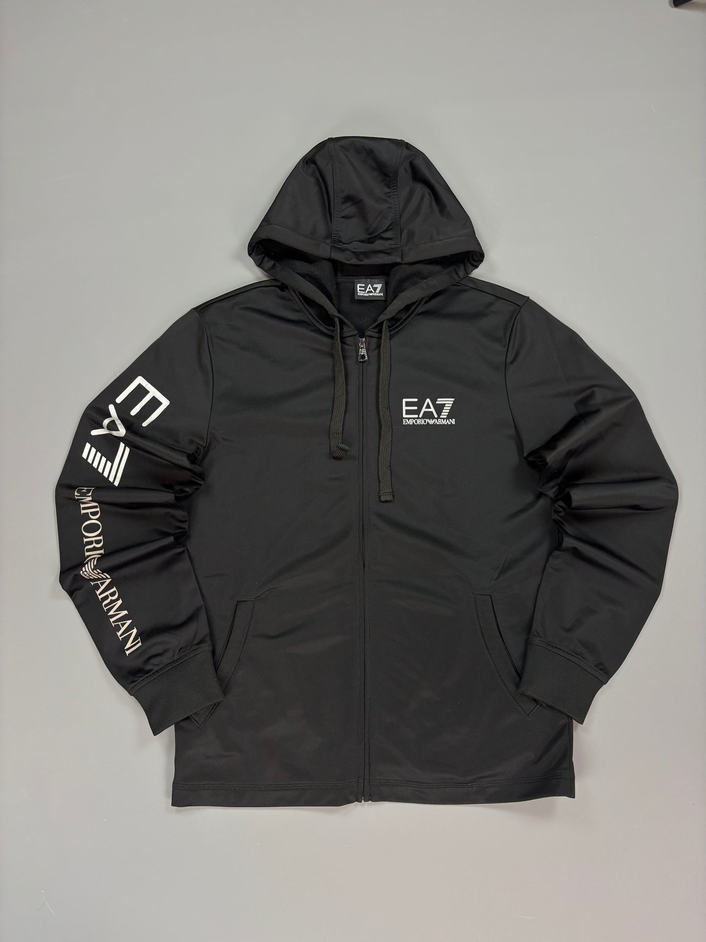 Armani Zip M