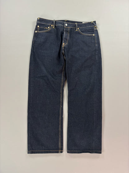 Evisu Jeans M