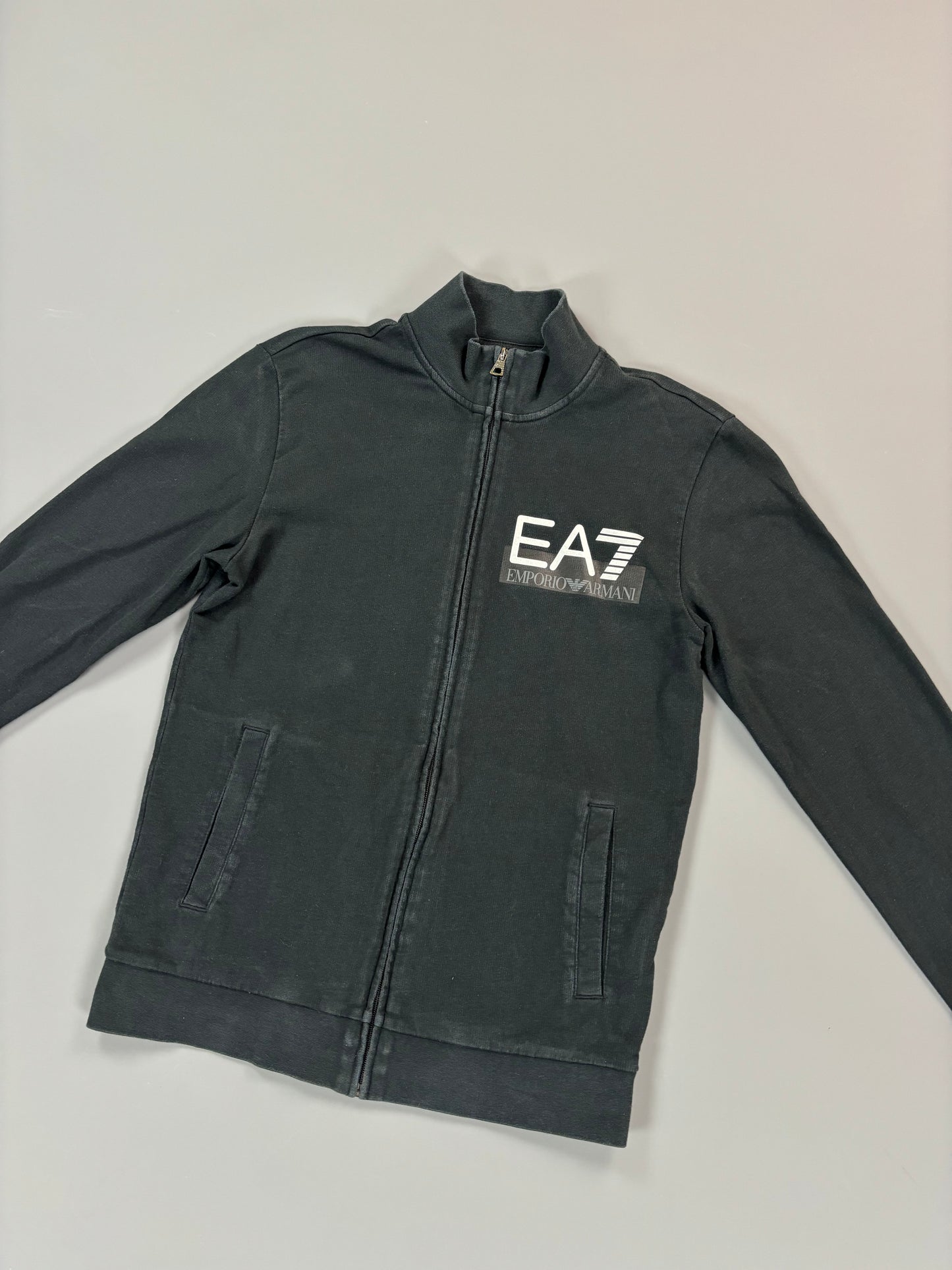 Armani Zip M