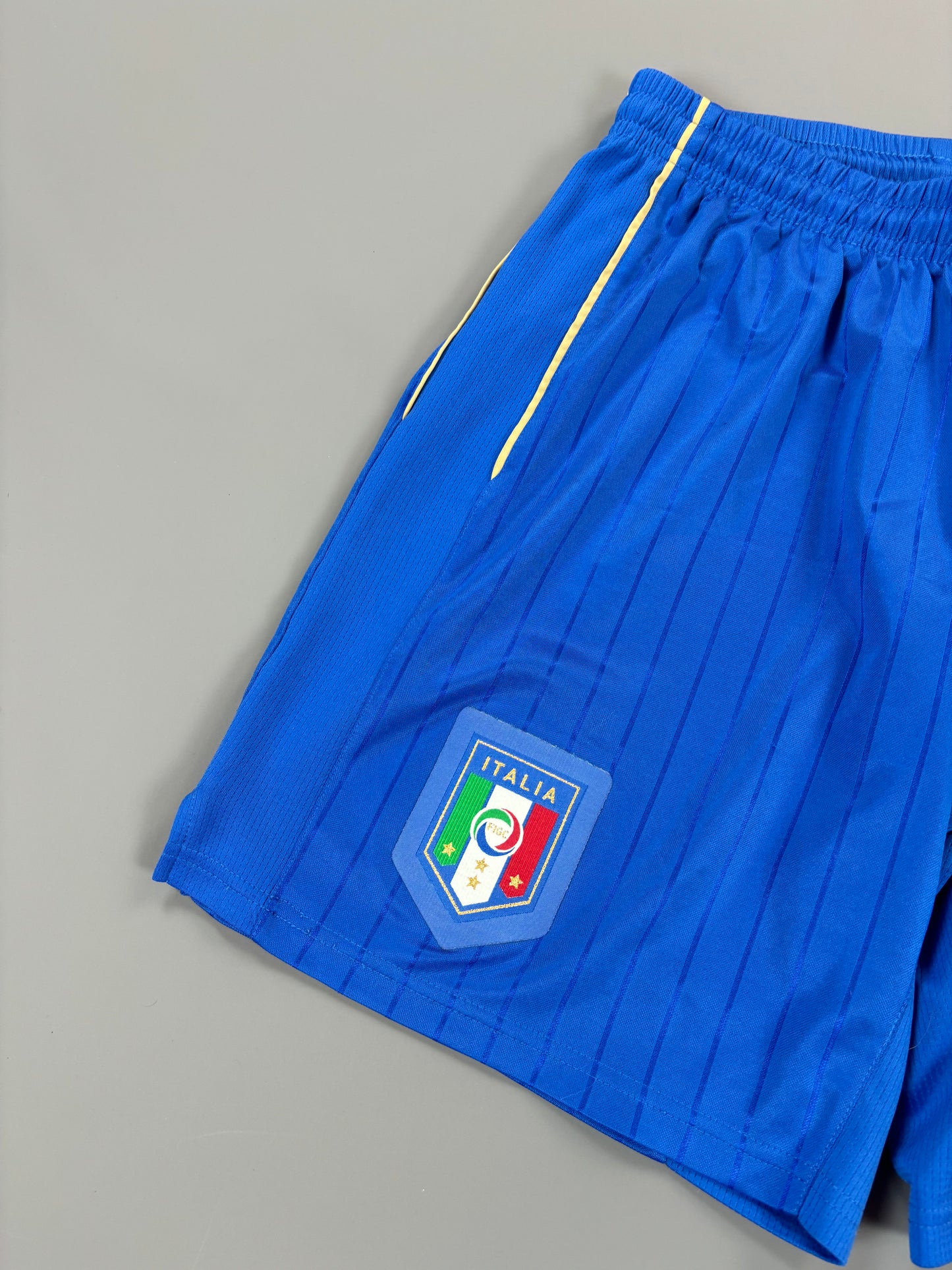 Italia Shorts M