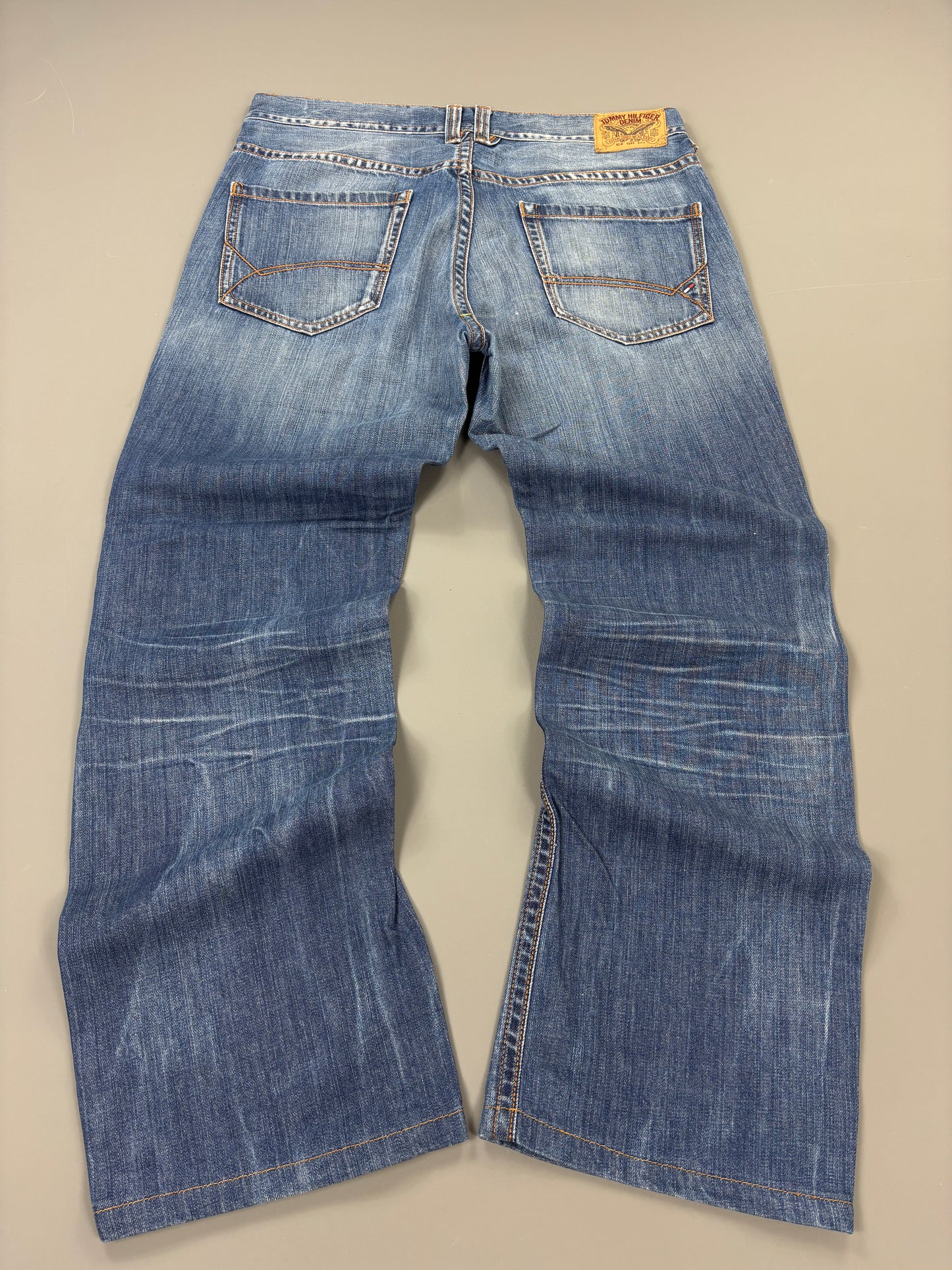 Tommy Jeans vintage washed (M) 61season