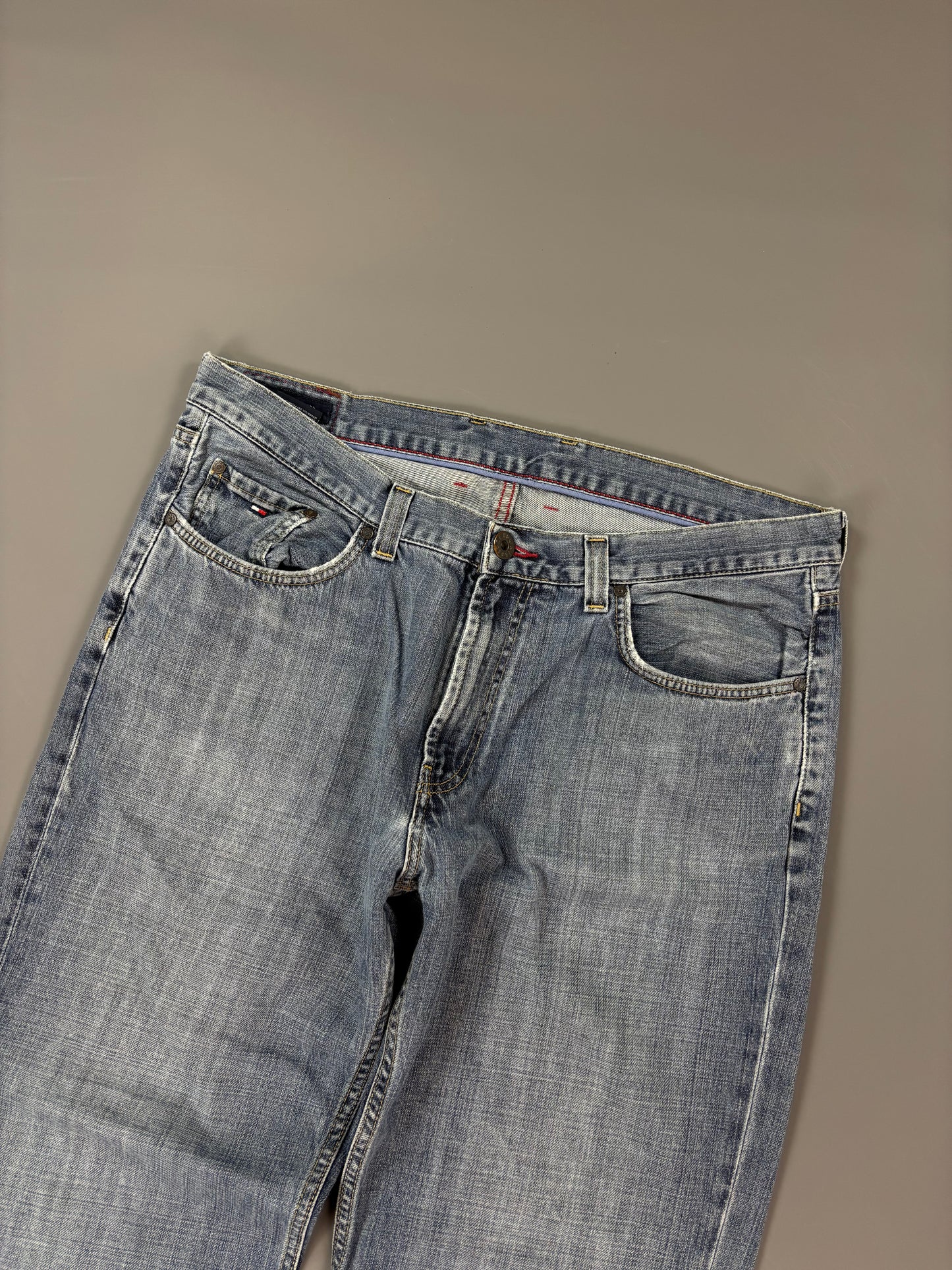 Tommy Jeans L (Baggy)