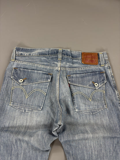 Levis Bootcut Jeans vintage (M) 61season