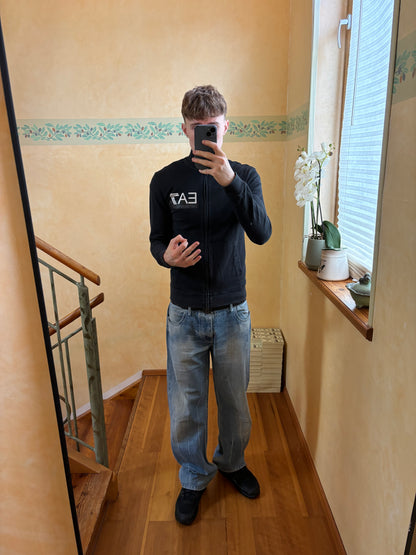 Armani Zip M