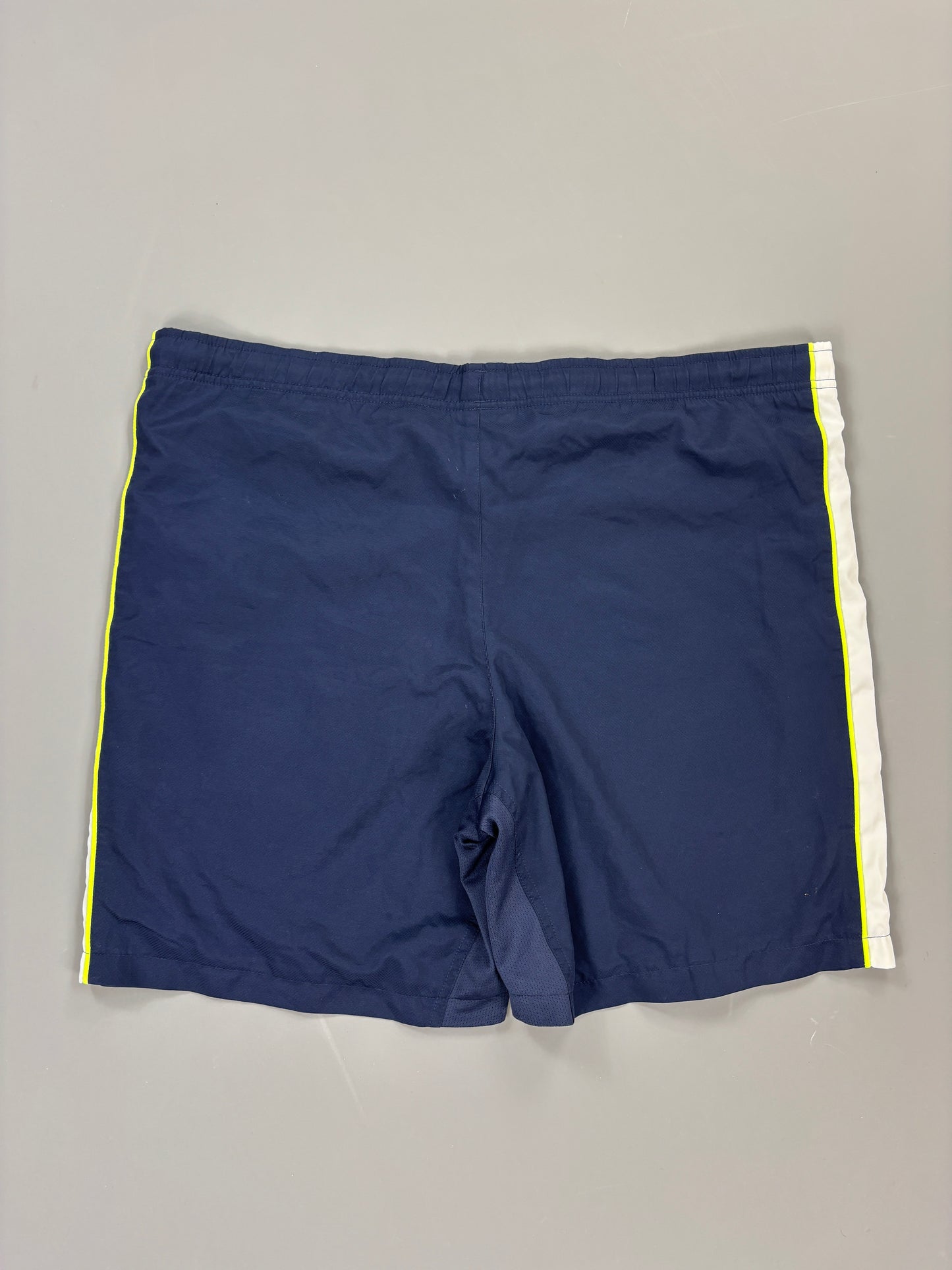 Lacoste Shorts L 61season