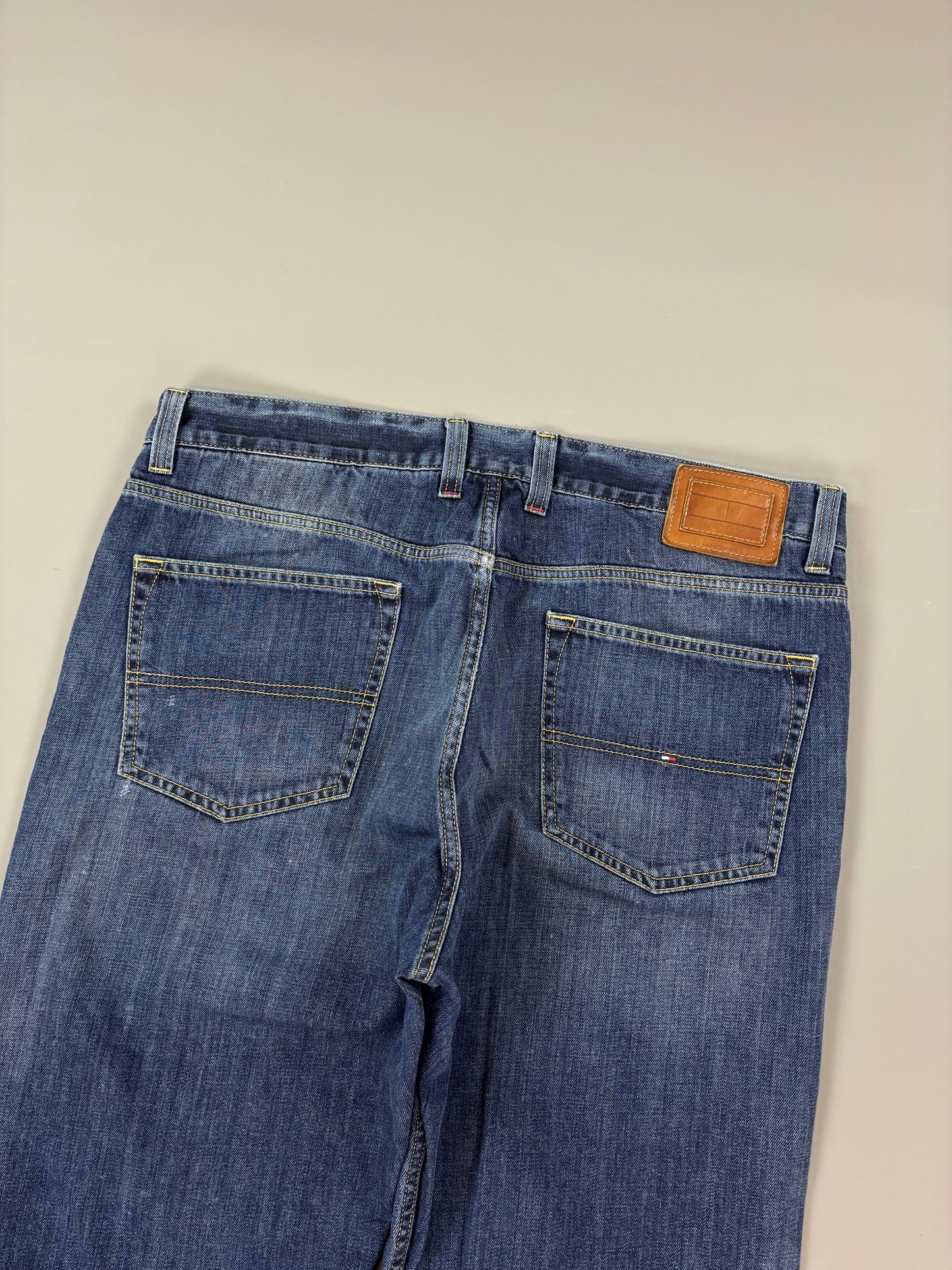 Tommy Jeans L (Baggy)