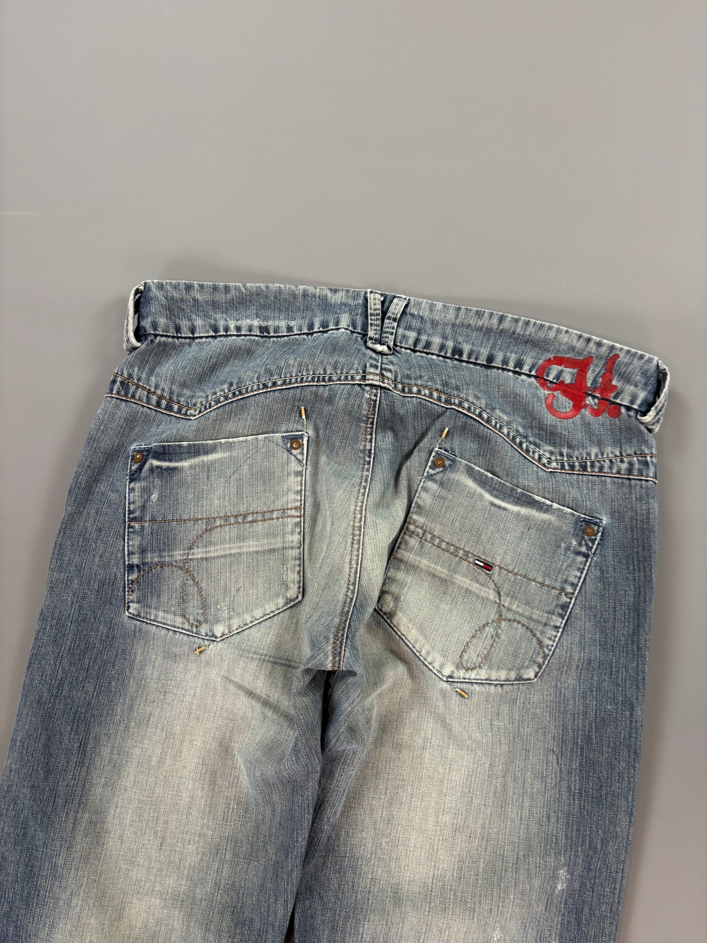 Tommy Jeans M
