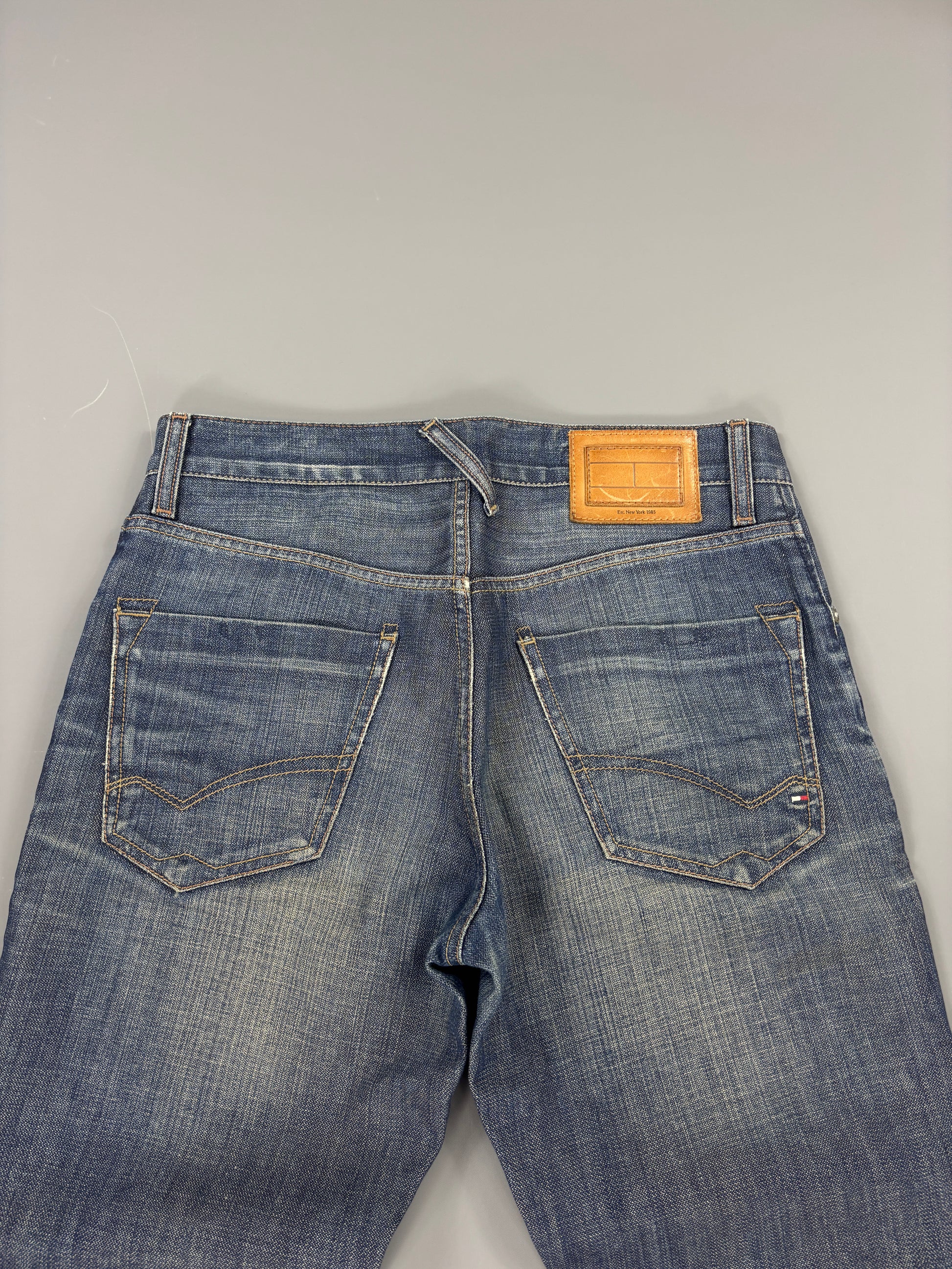 Tommy Straight Jeans vintage (M) 61season