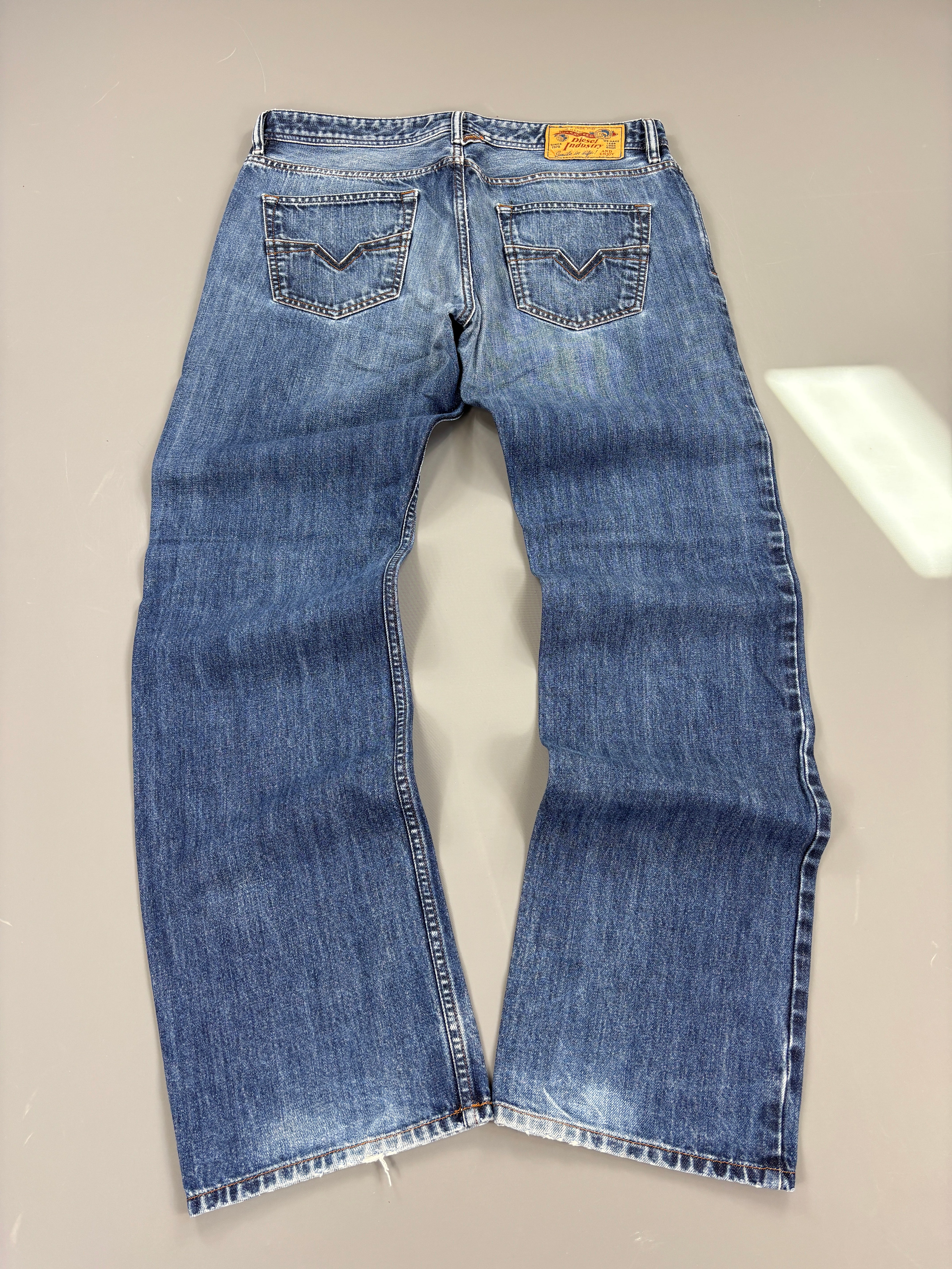 Diesel Straight Jeans vintage (M) 61season