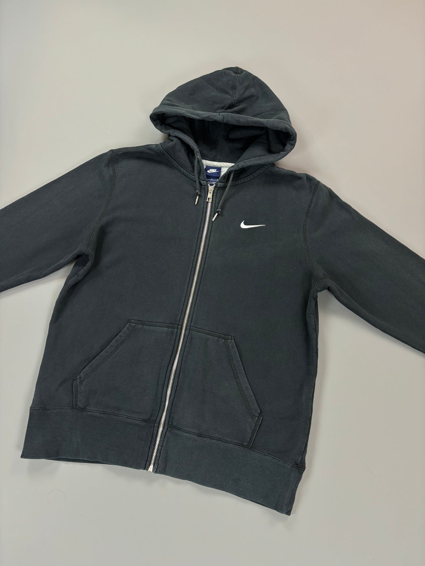 Nike Zip M