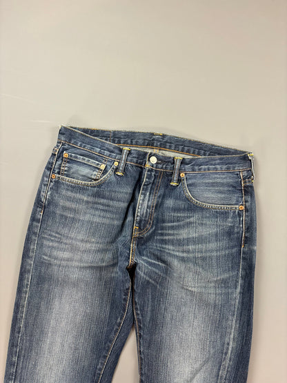 Levis Jeans M-L