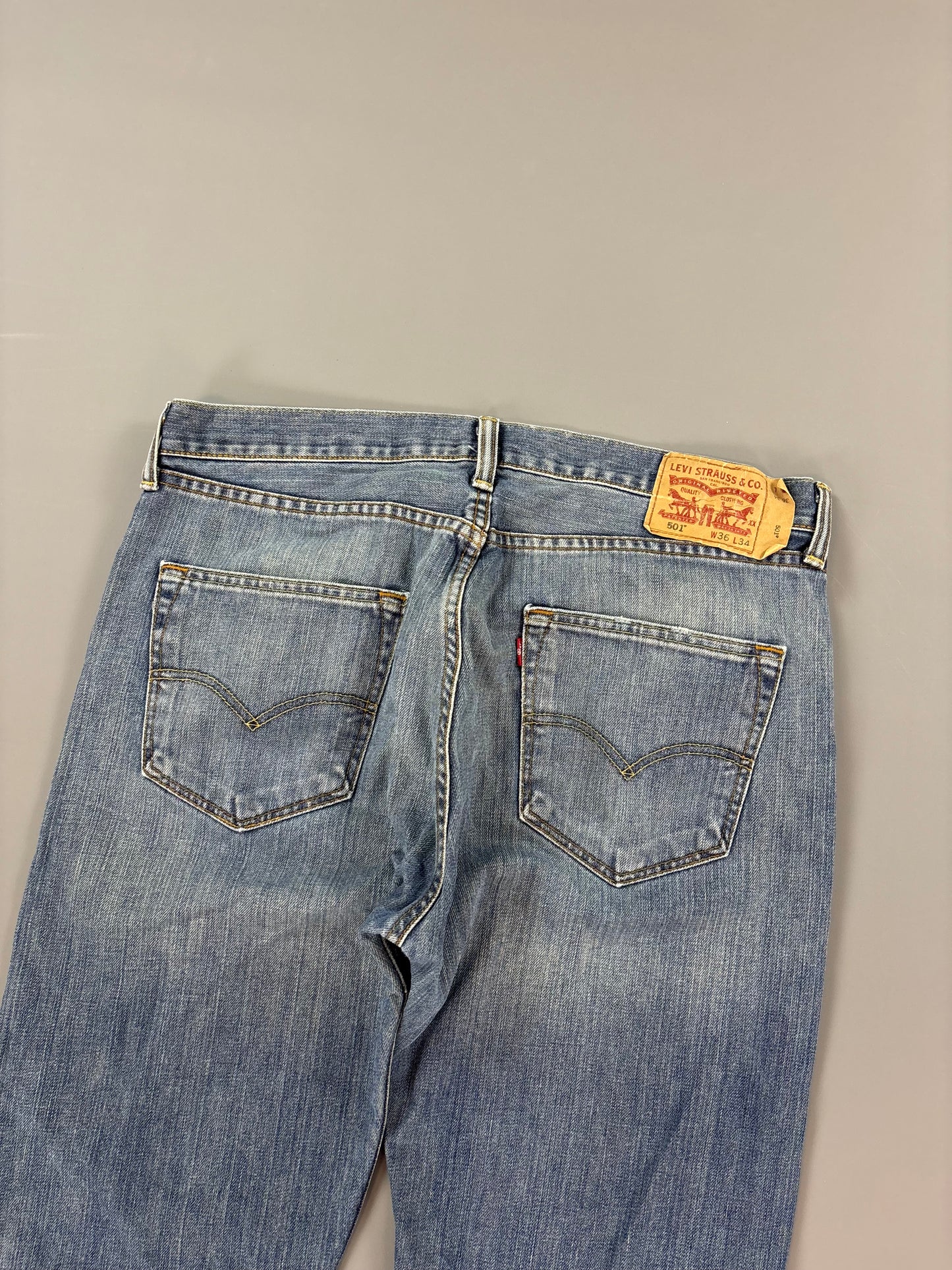 Levis Jeans XL