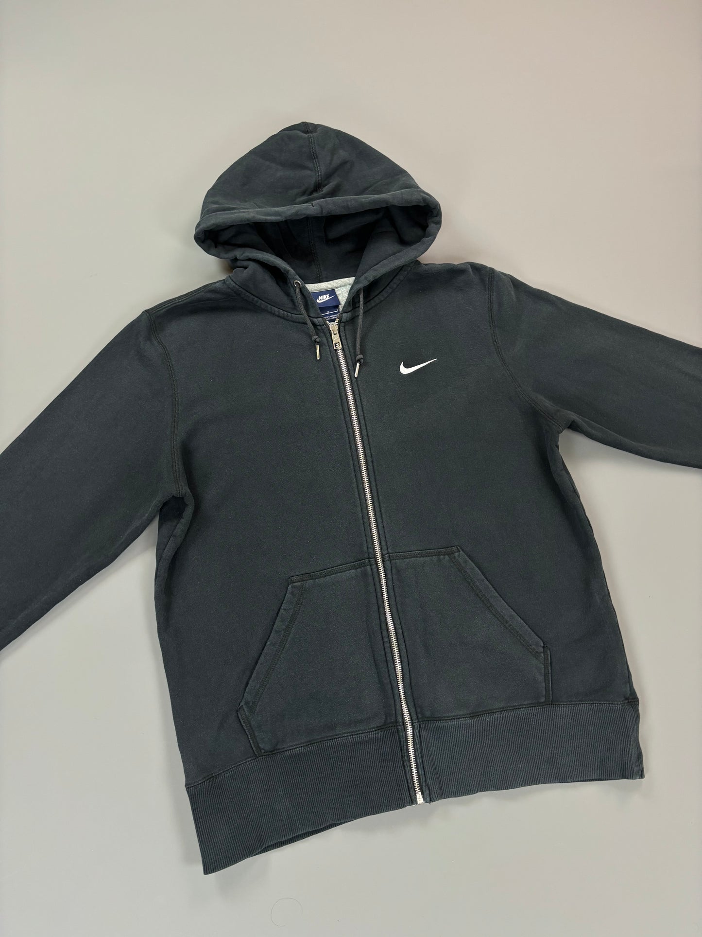 Nike Zip M