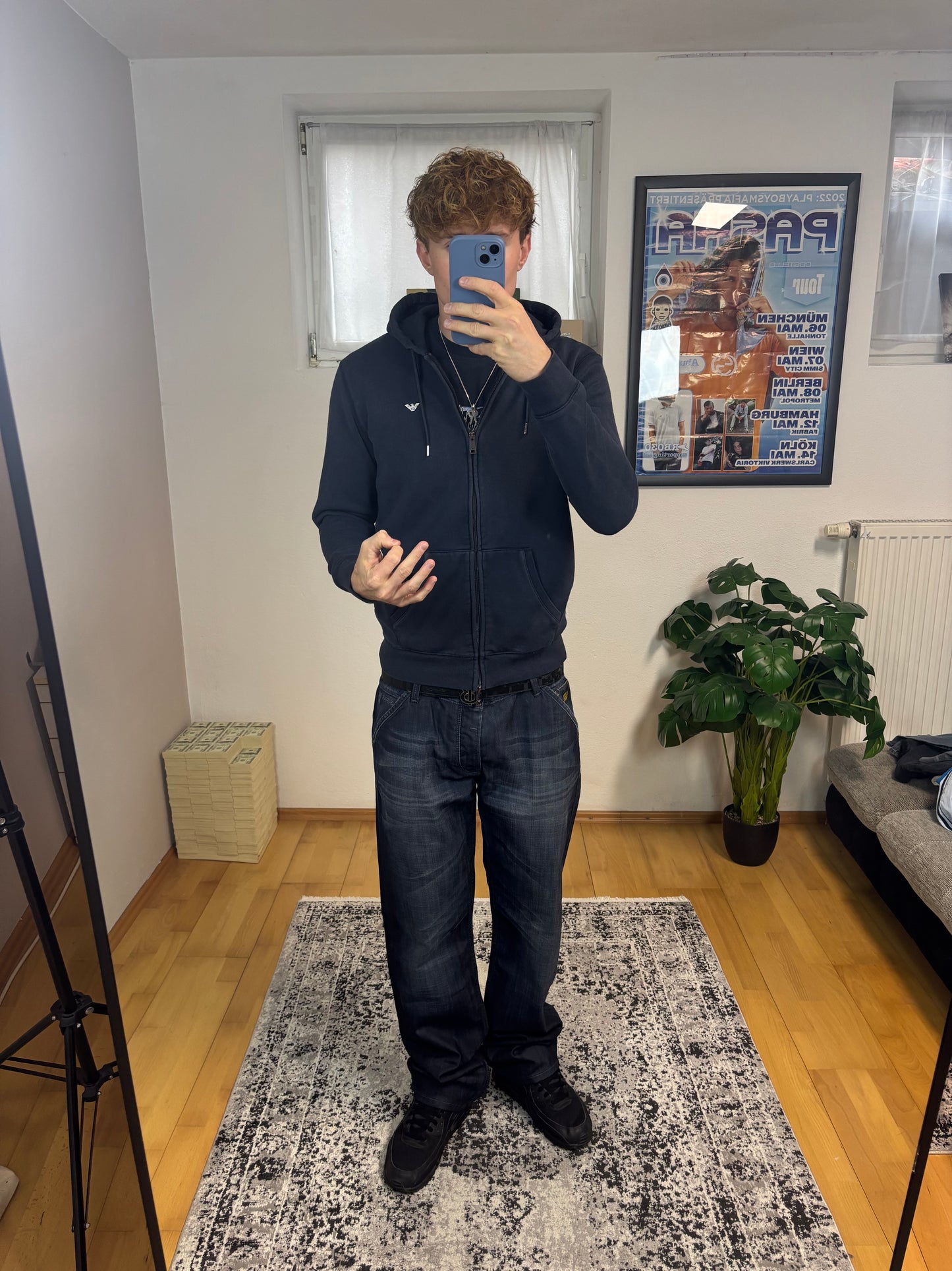 Armani Zip M