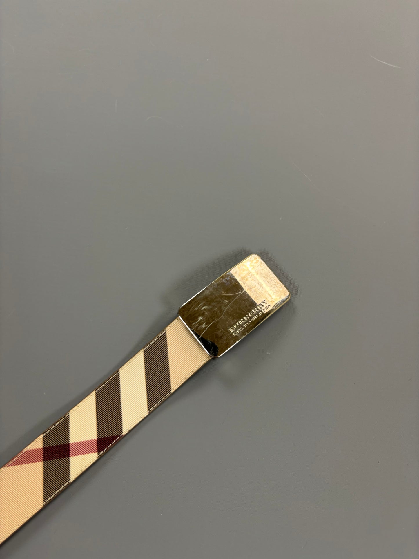 Burberry belt