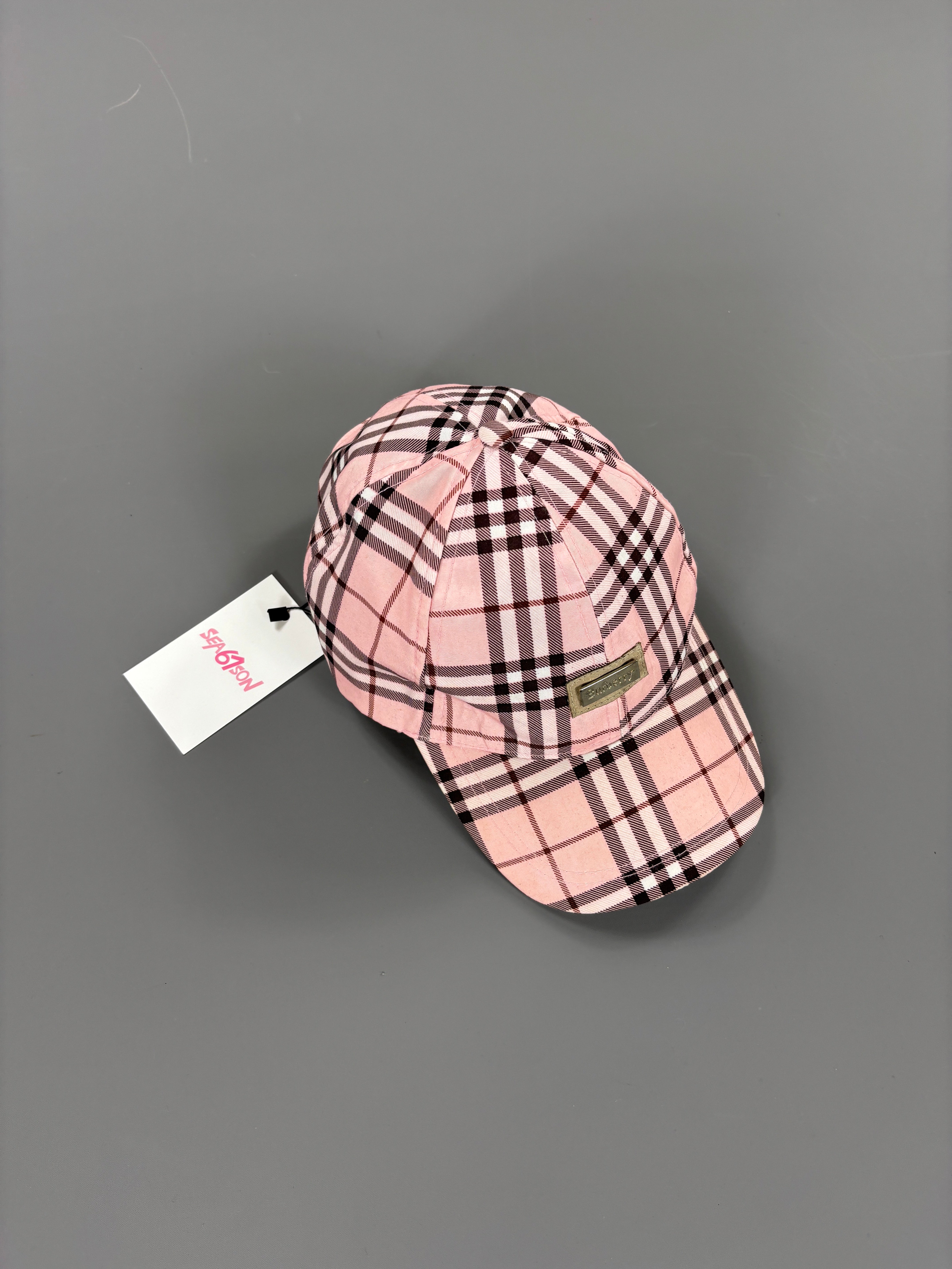 Burberry Cap 61season