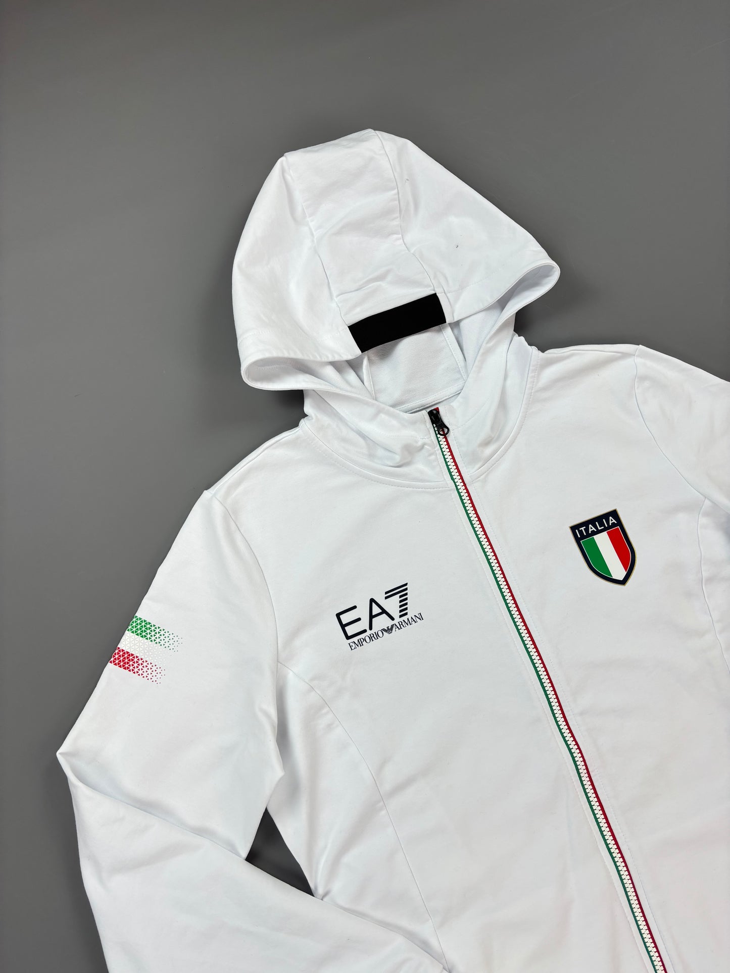 Armani Italia Zip M