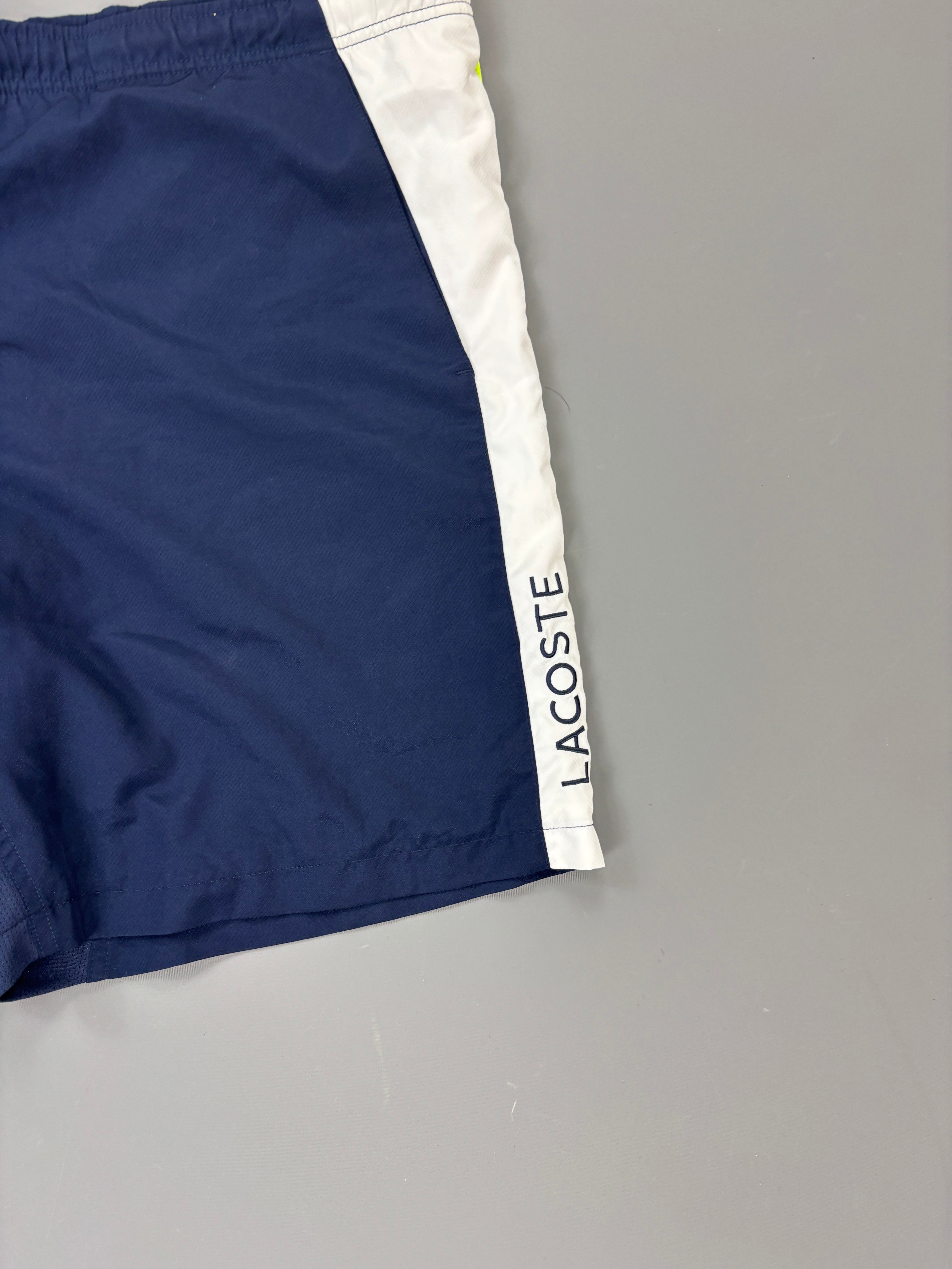 Lacoste Shorts L 61season