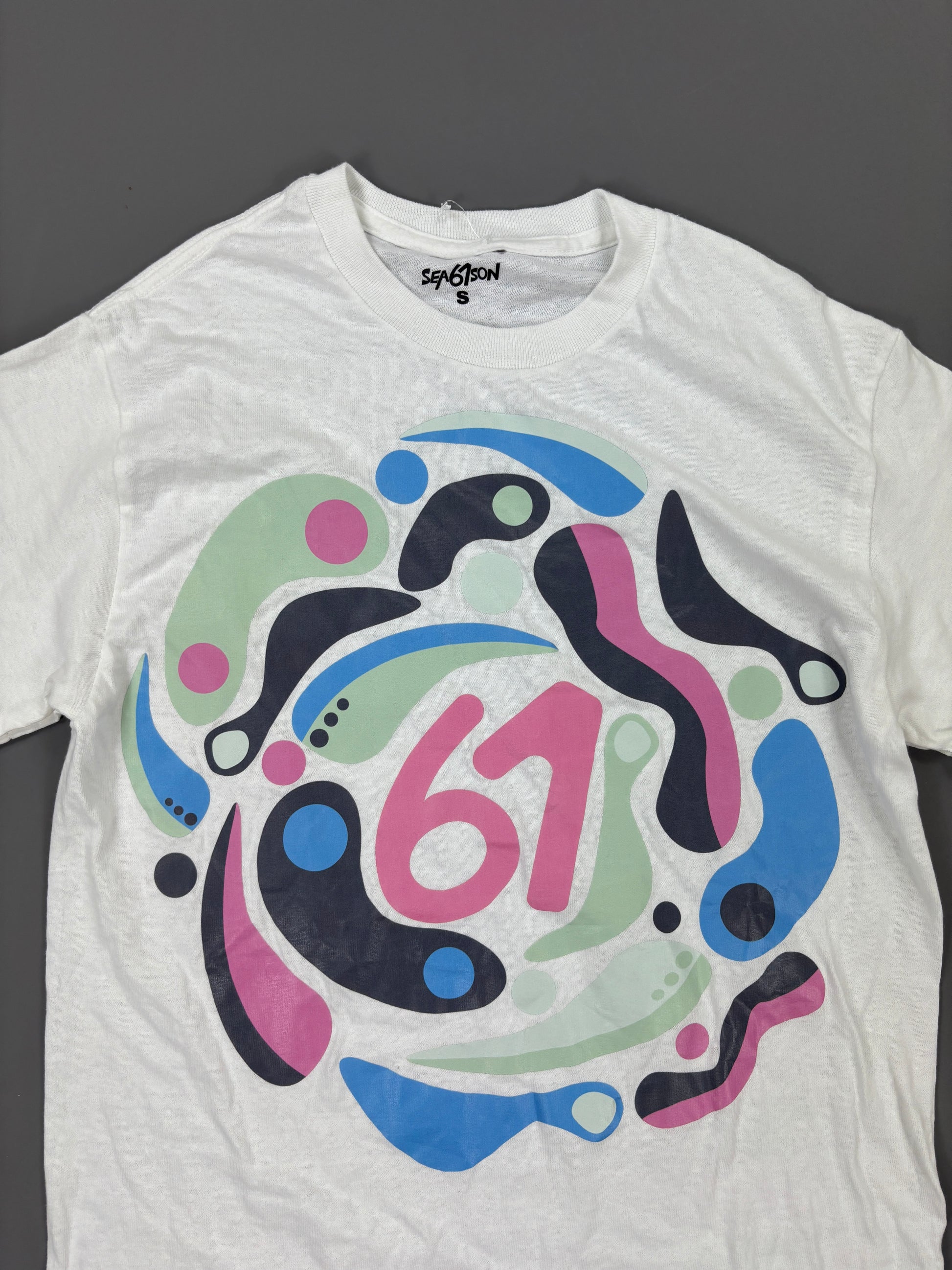 61 T-Shirt (S) 61season
