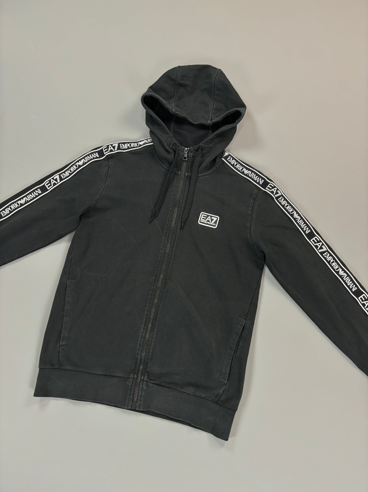 Armani Zip M