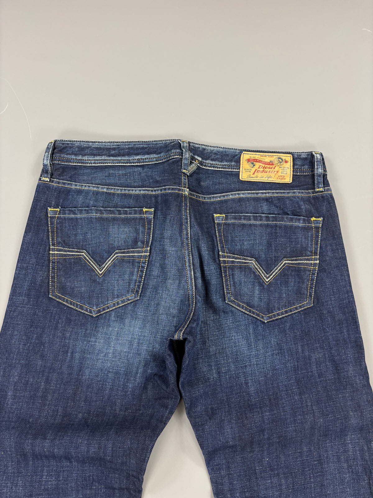 Diesel Straight Jeans vintage (L) 61season