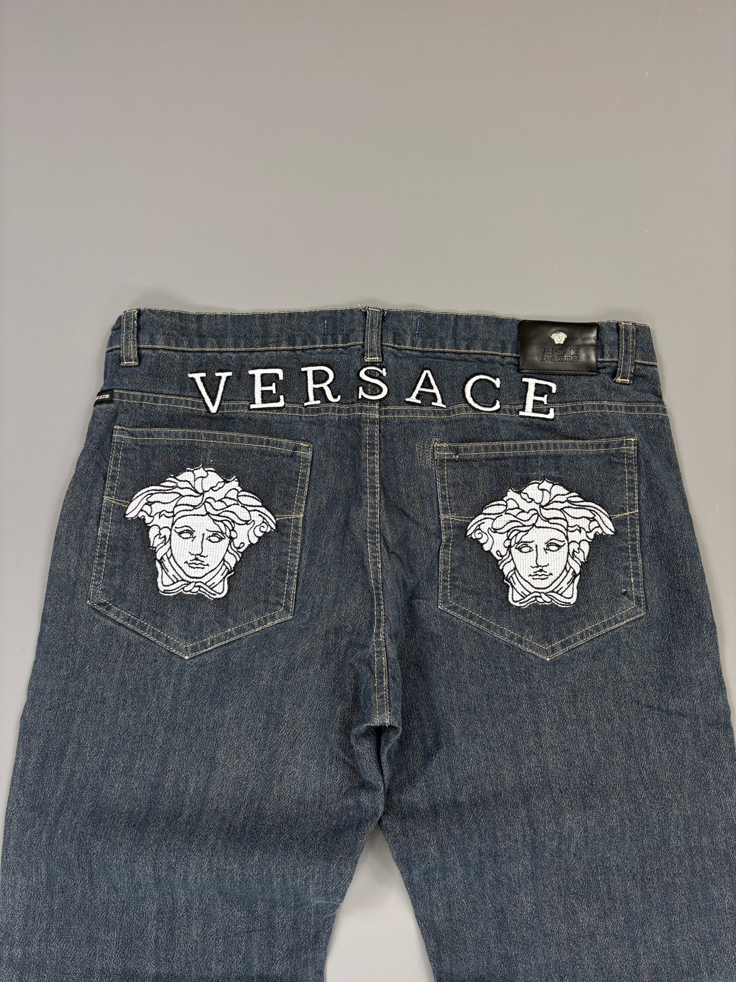 Versace Jeans vintage printed bootcut (XS) 61season