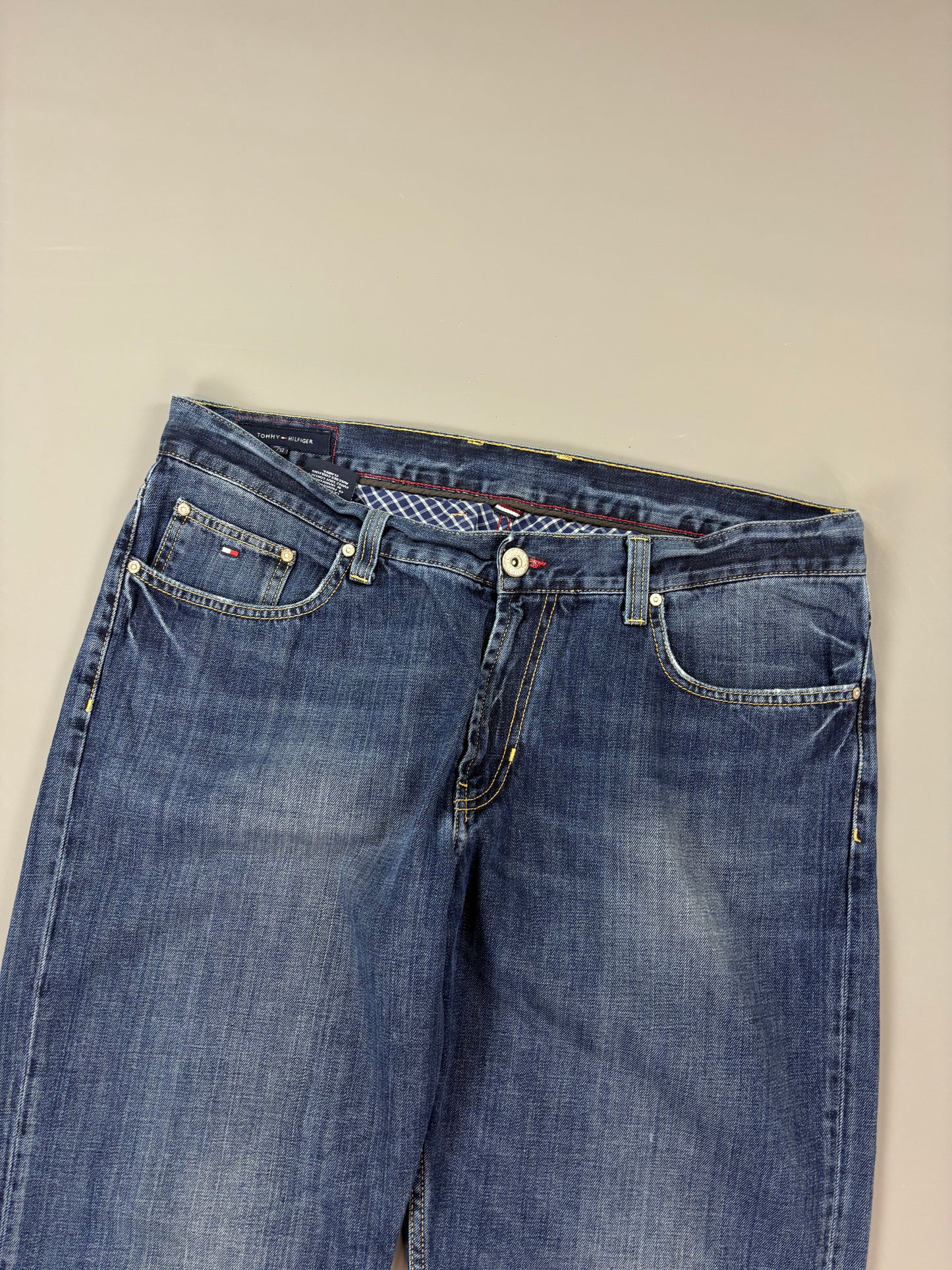Tommy Jeans L (Baggy)