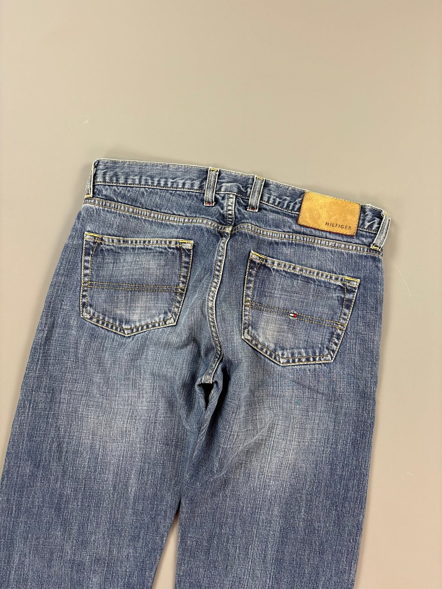 Tommy Jeans L
